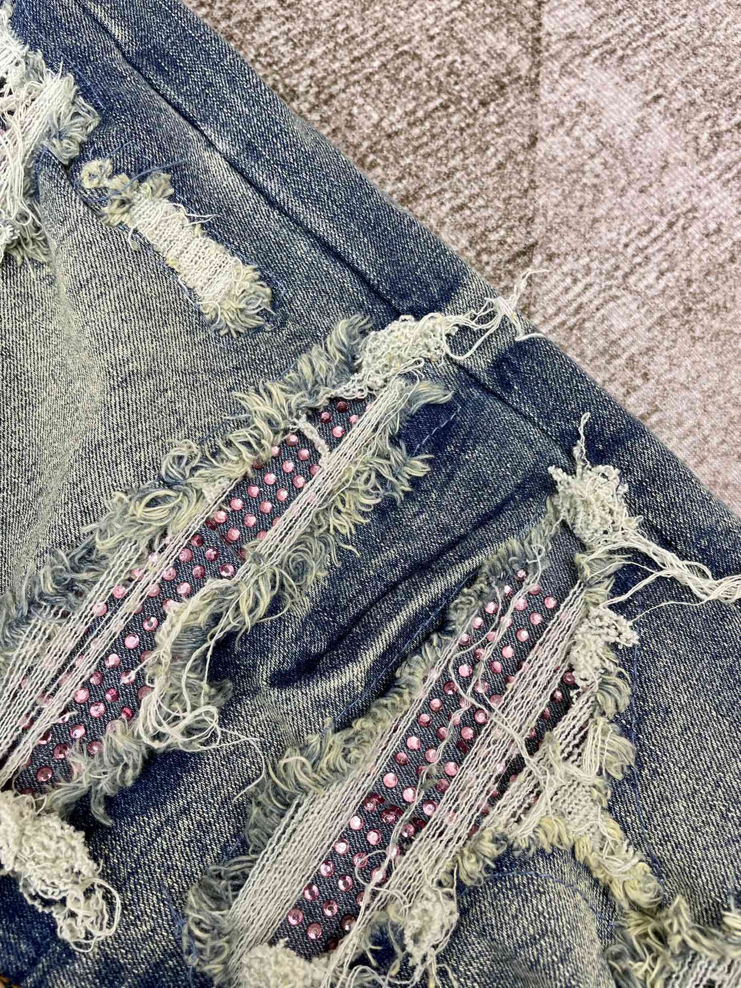 AMIRI JEANS