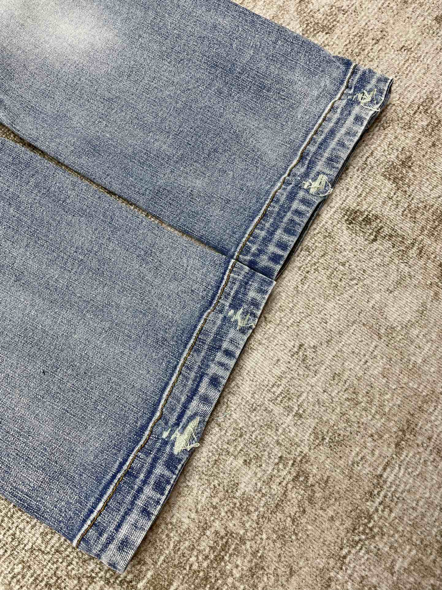 AMIRI JEANS