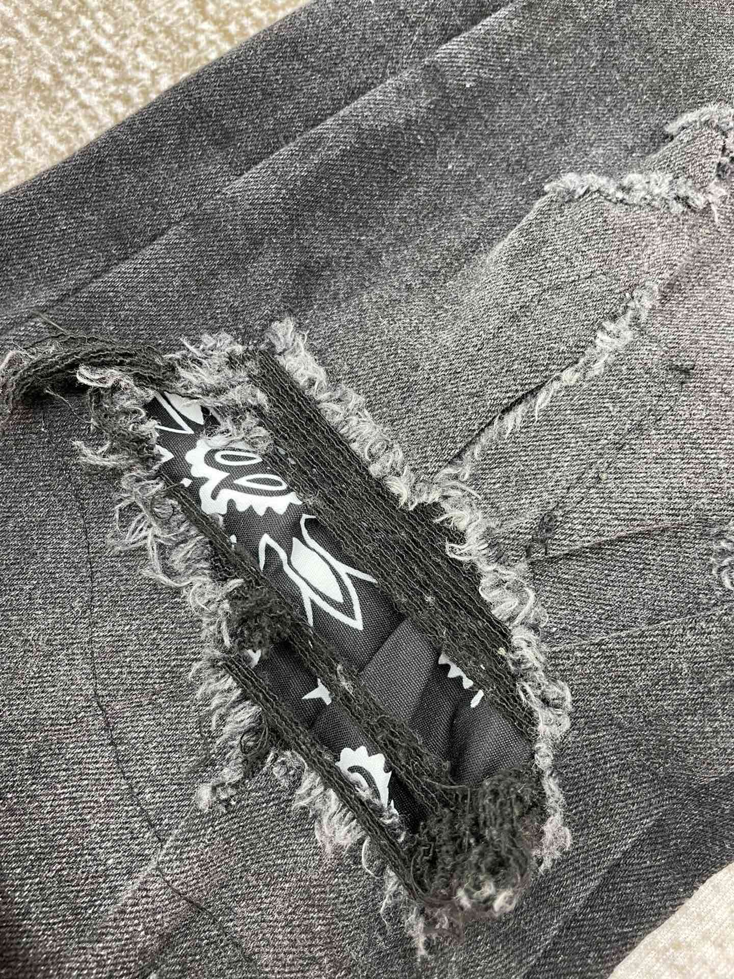 AMIRI JEANS
