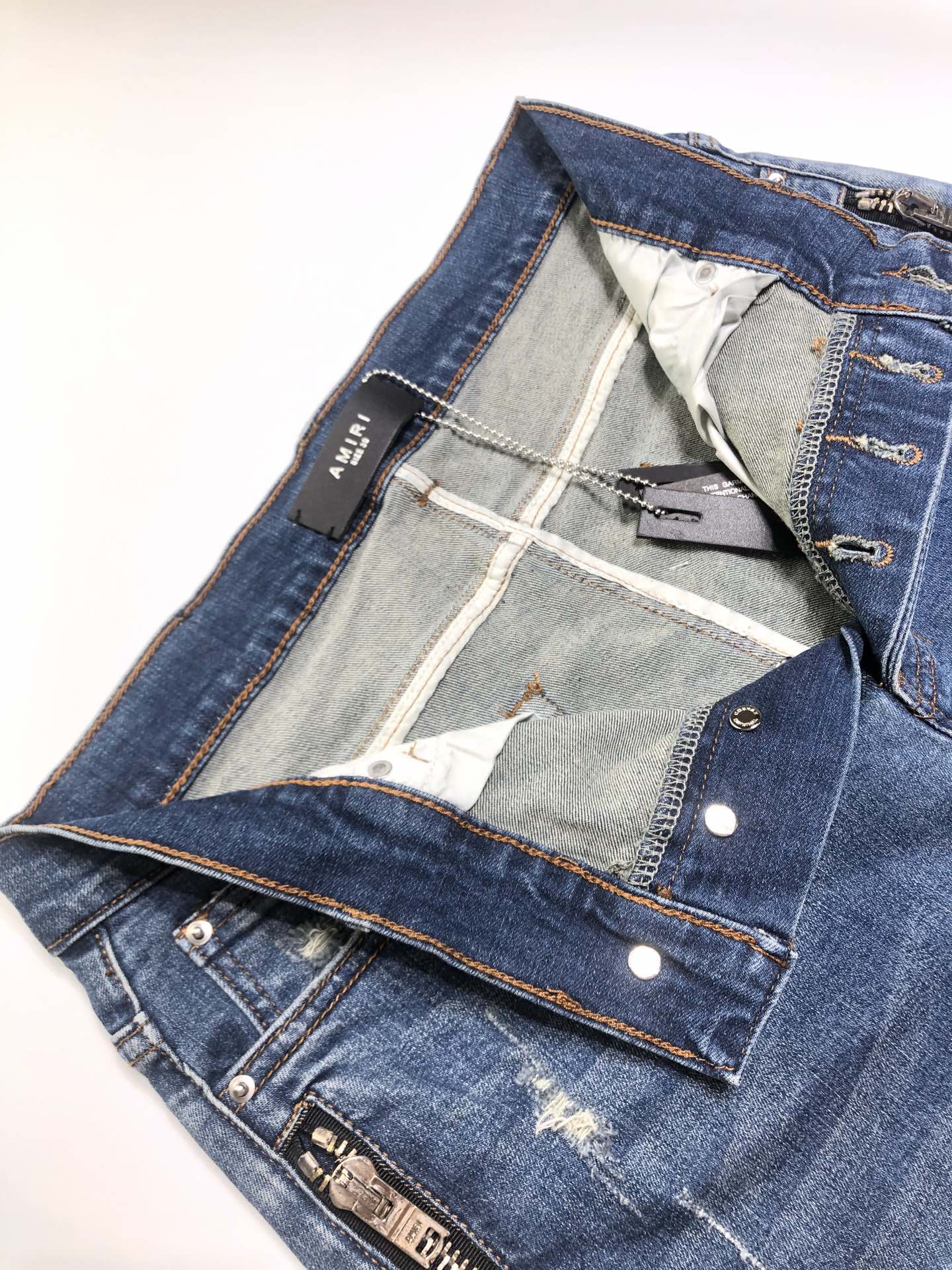 AMIRI JEANS