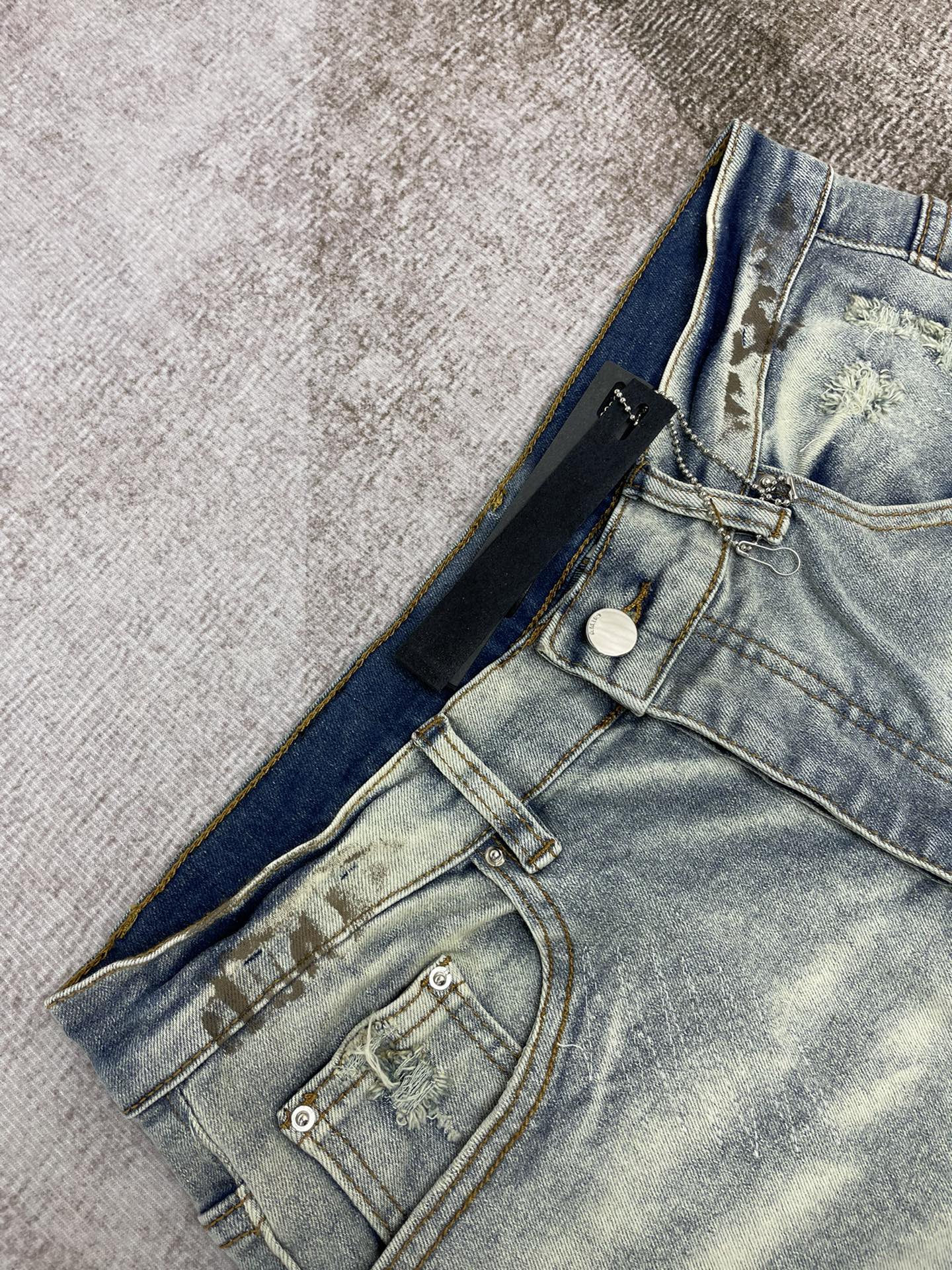 AMIRI JEANS
