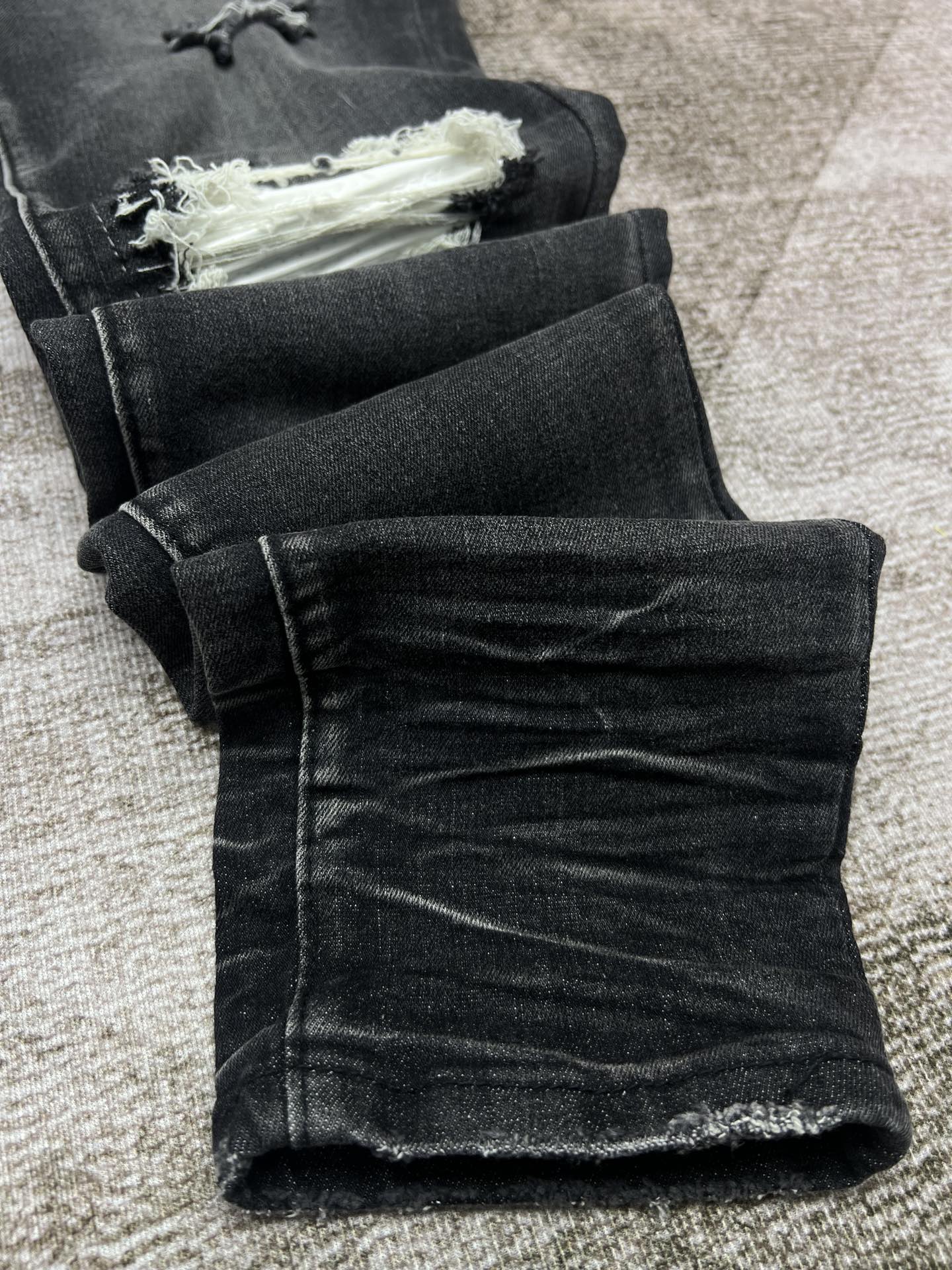 AMIRI JEANS