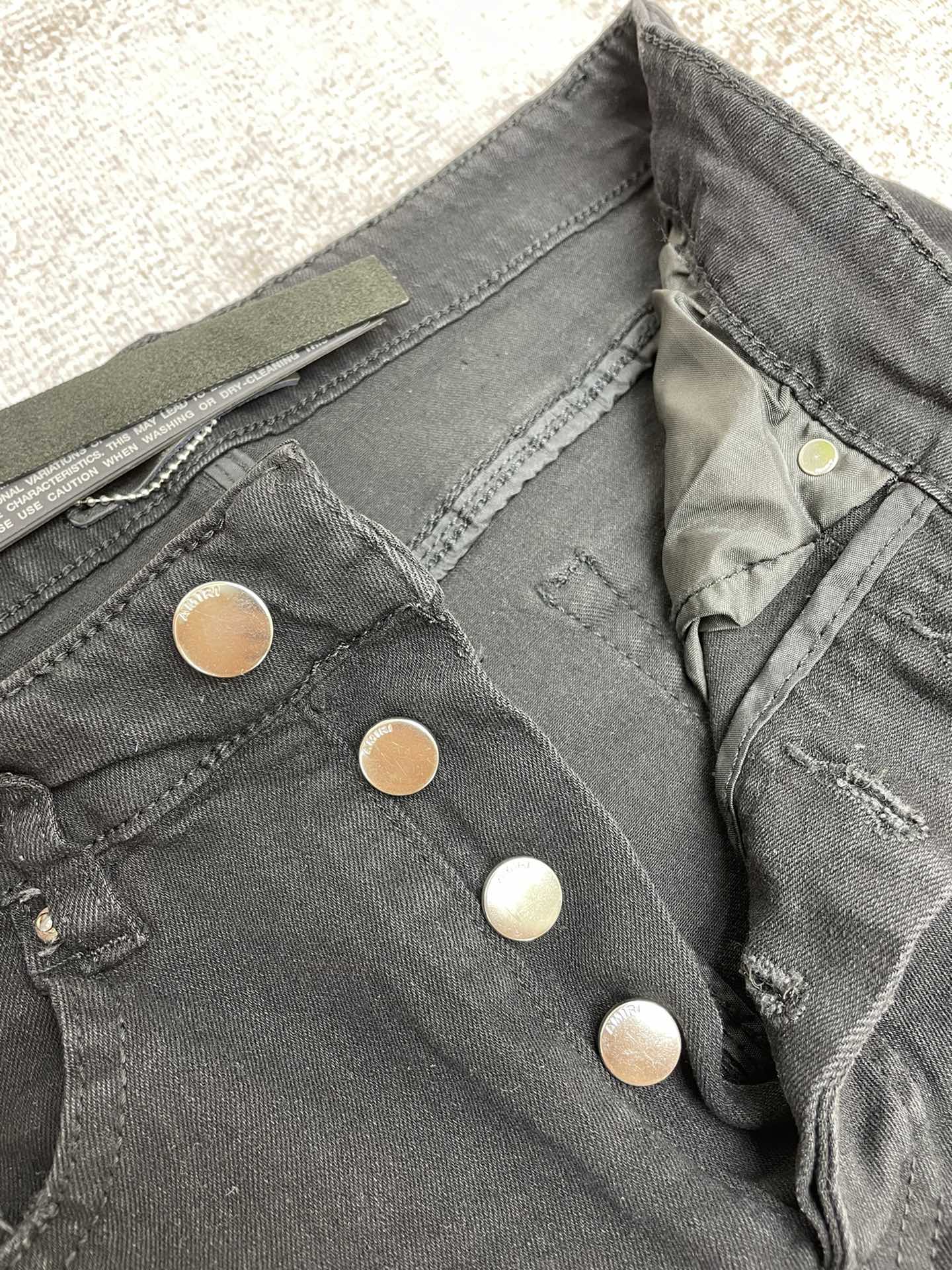 AMIRI JEANS