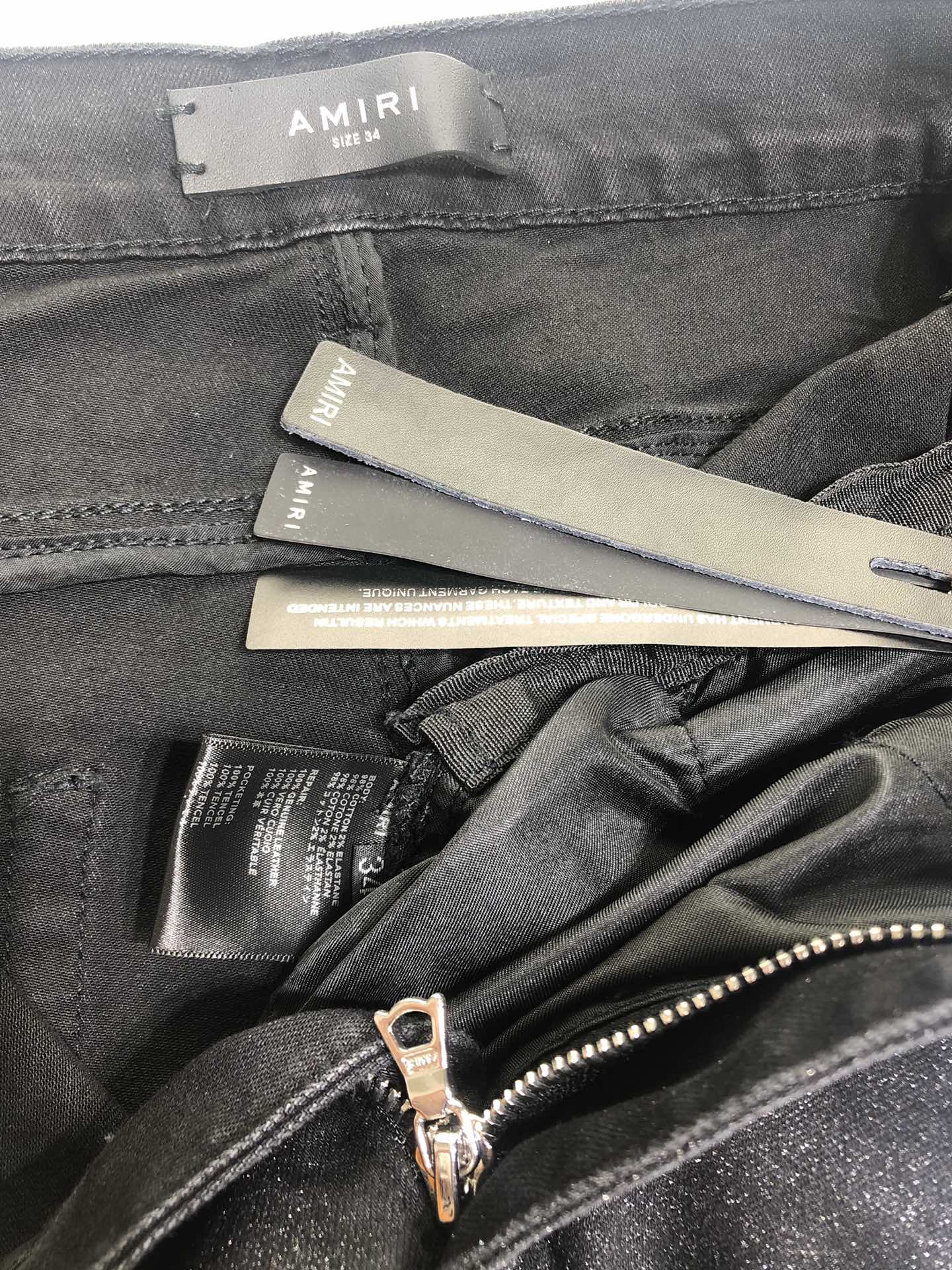 AMIRI JEANS