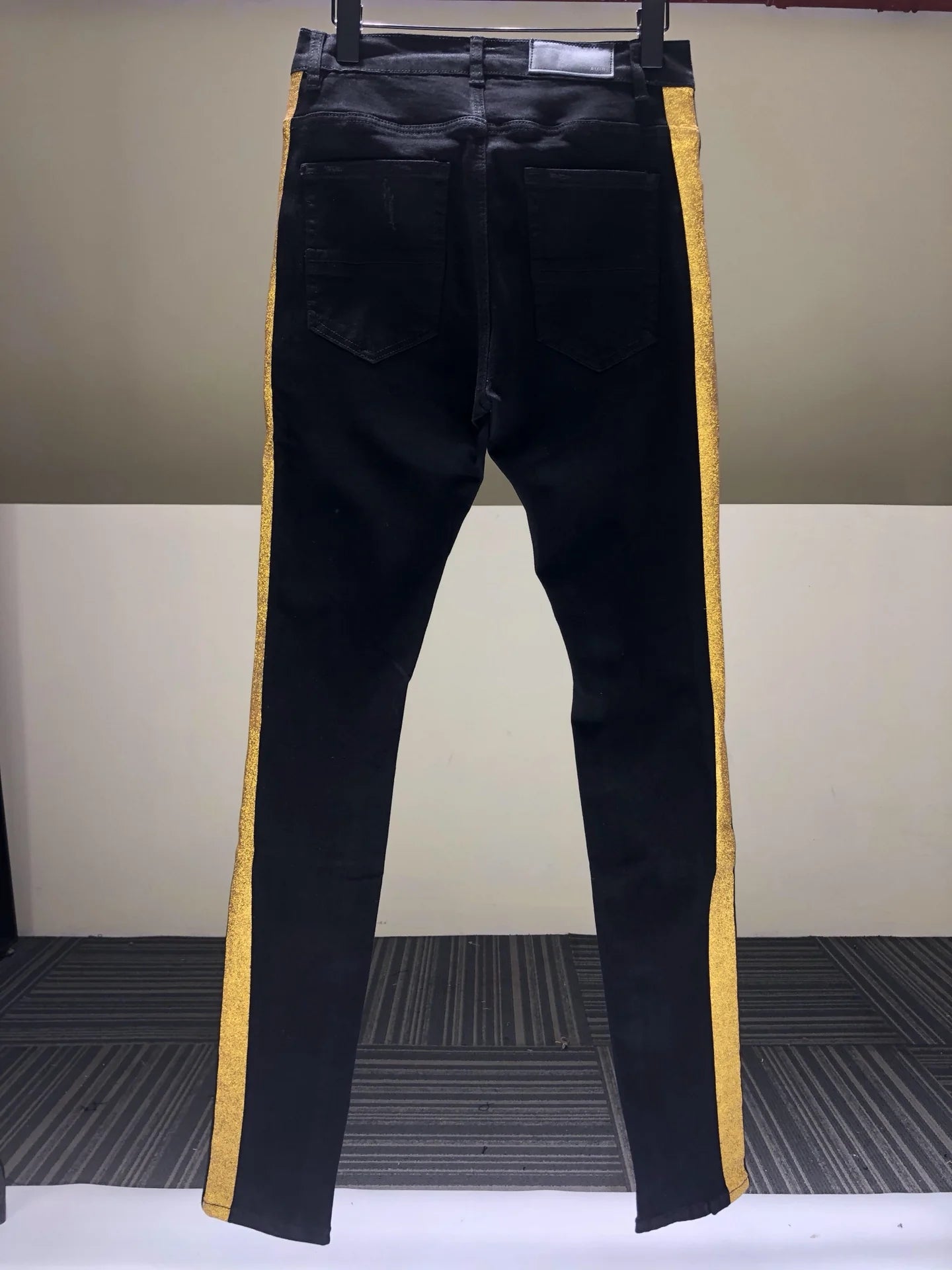 AMIRI JEANS
