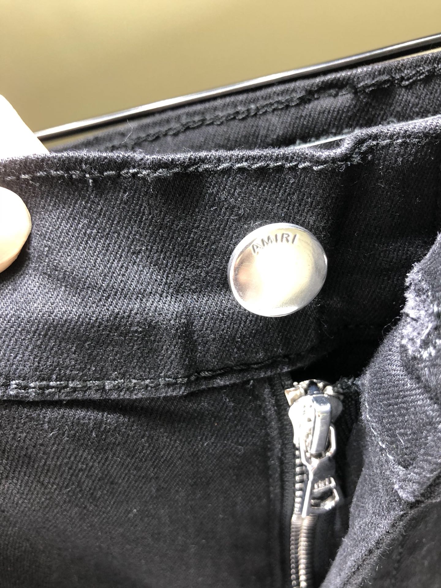 AMIRI JEANS