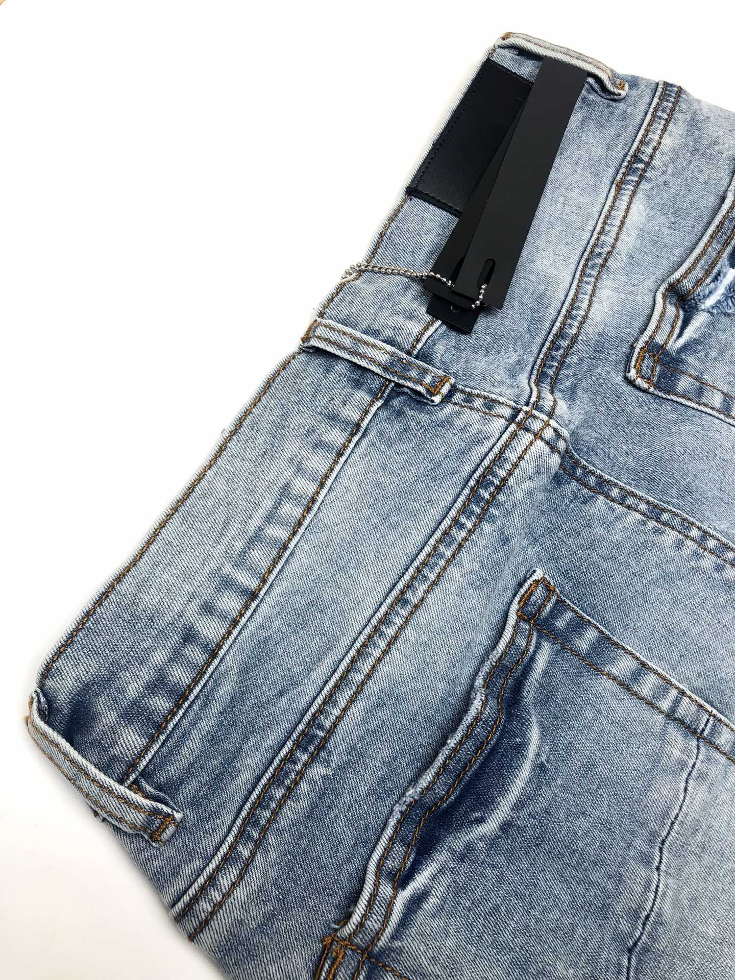 AMIRI JEANS