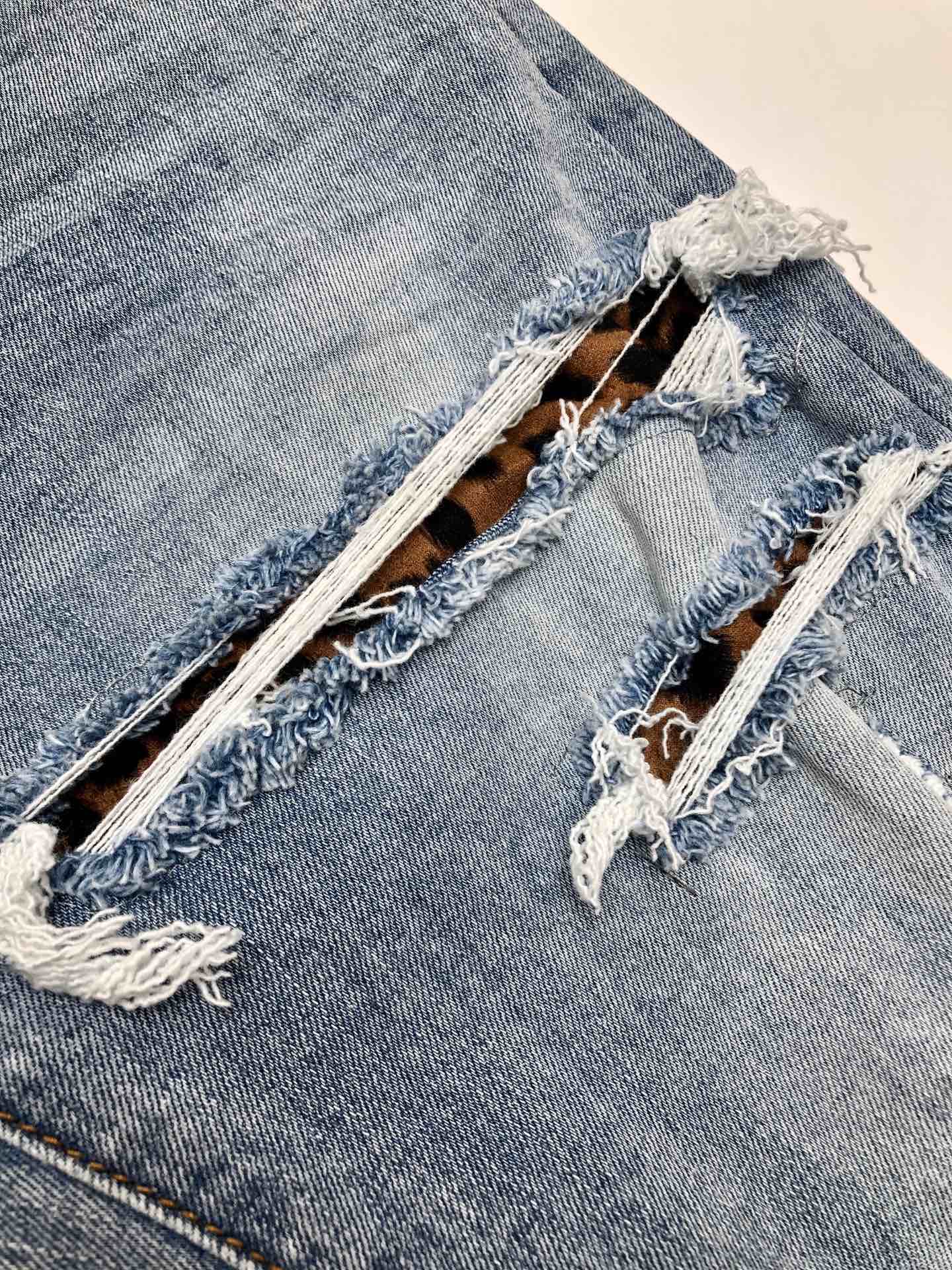 AMIRI JEANS