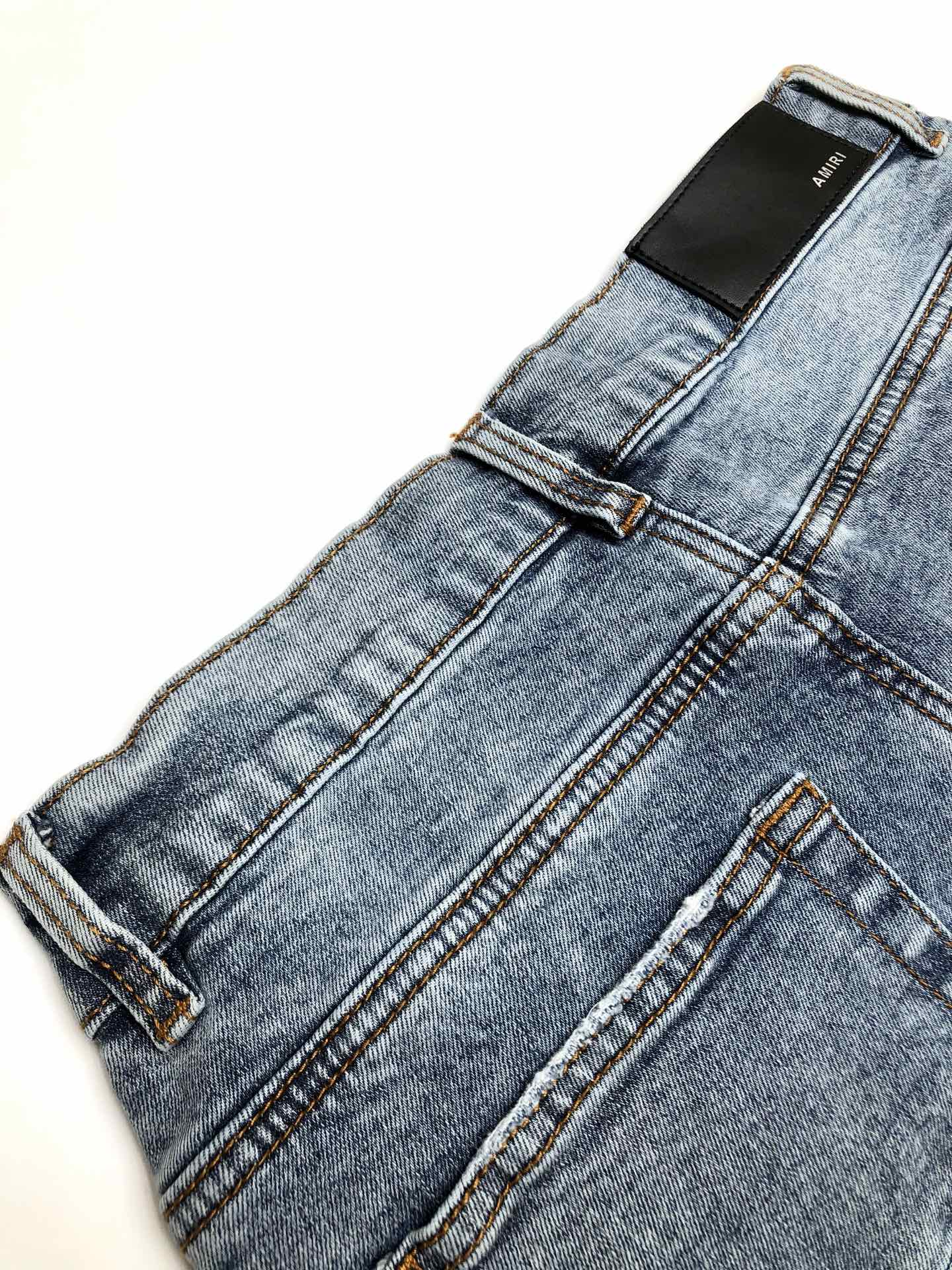 AMIRI JEANS