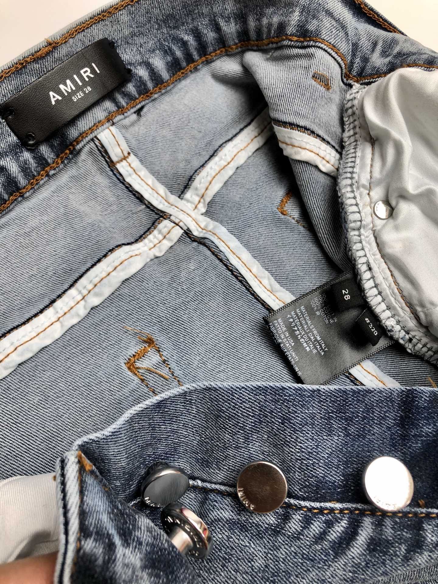 AMIRI JEANS