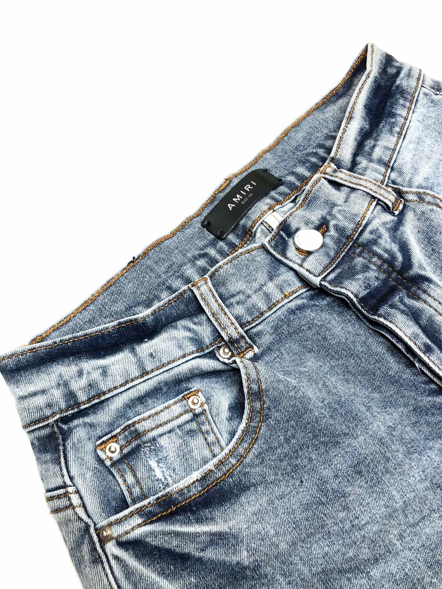 AMIRI JEANS