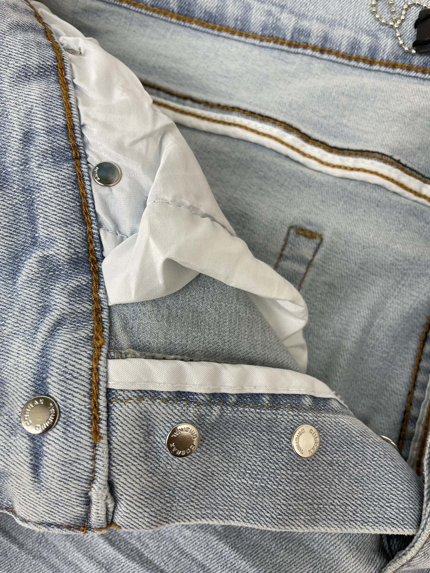 AMIRI JEANS