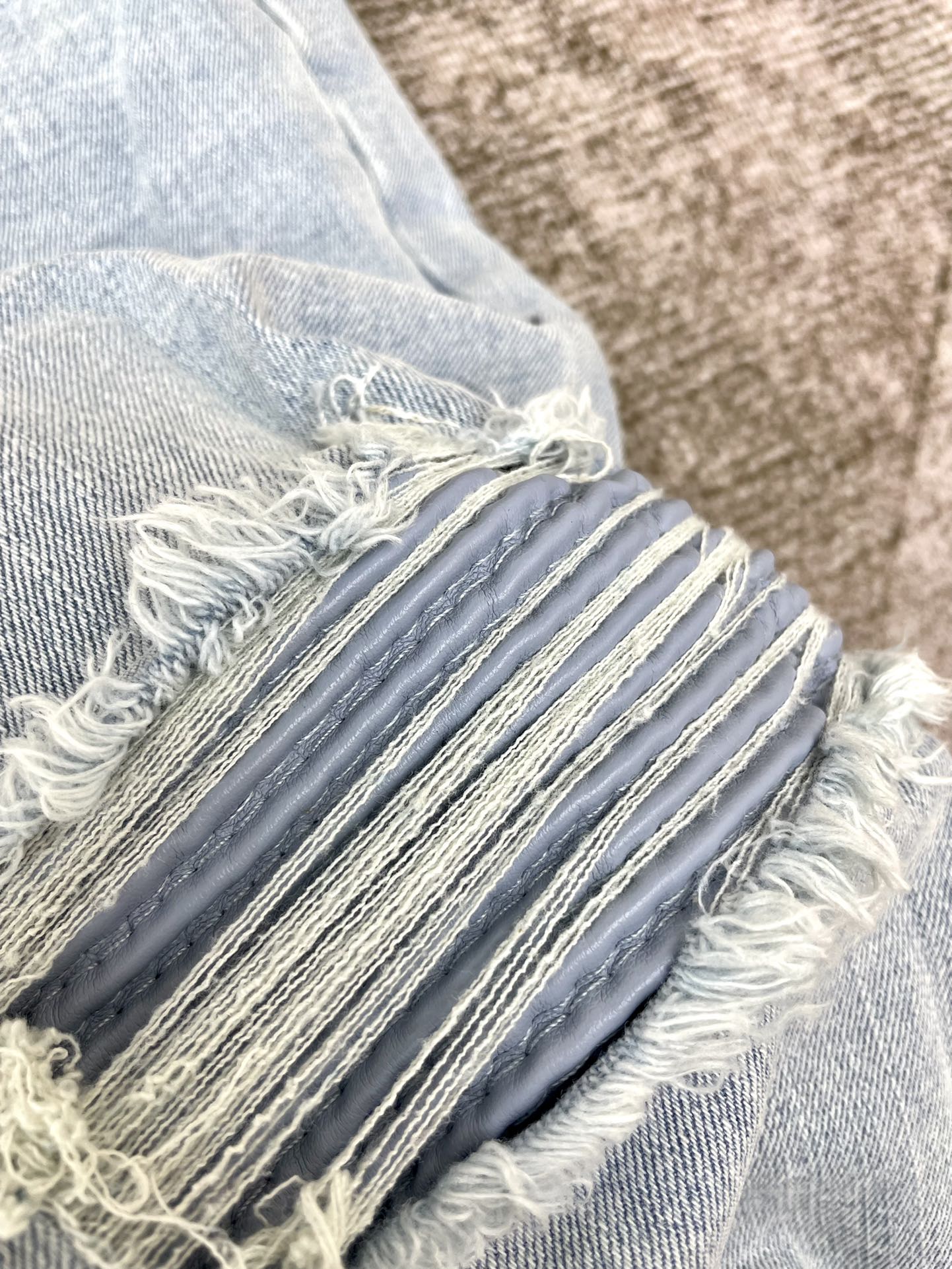 AMIRI JEANS