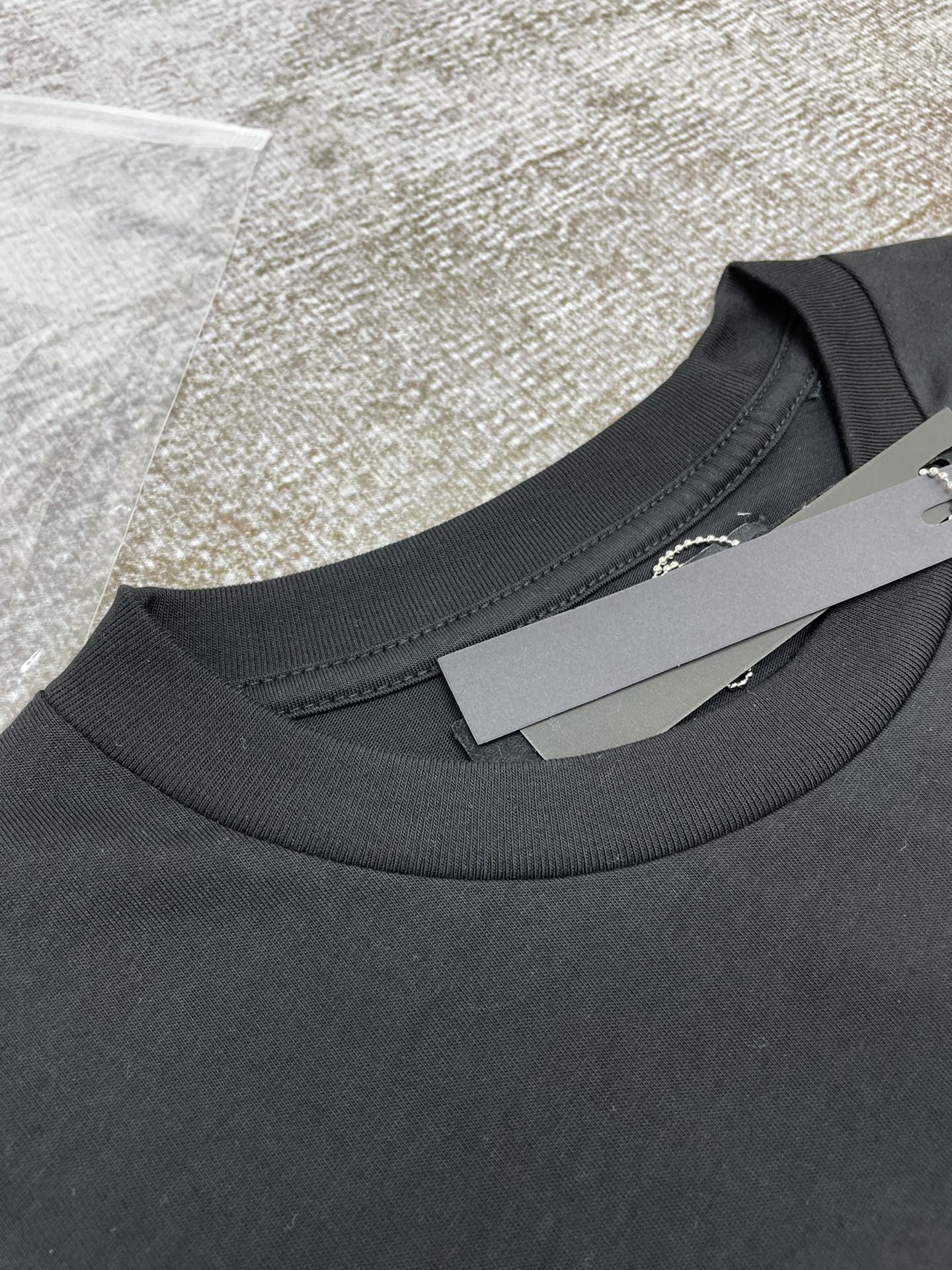 AMIRI TSHIRT