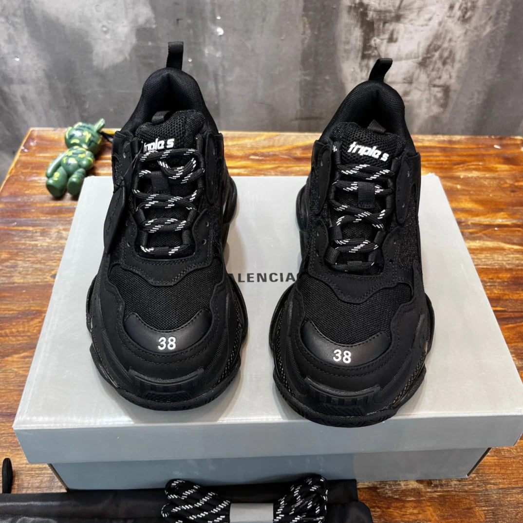 BB SNEAKER