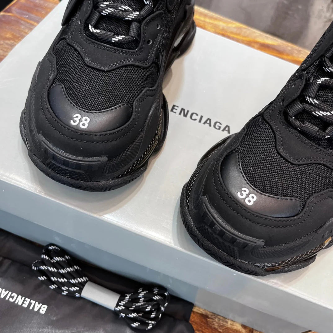 BB SNEAKER