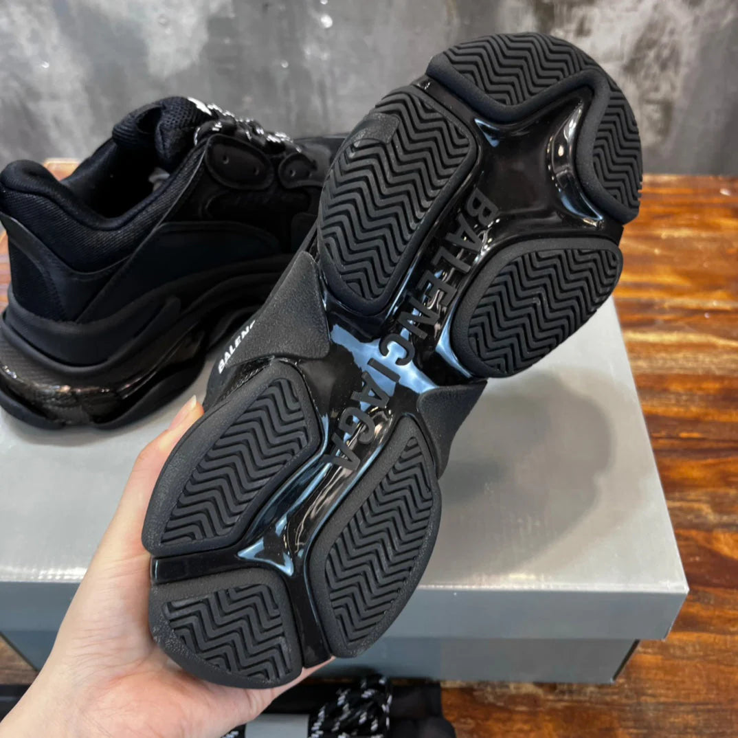 BB SNEAKER