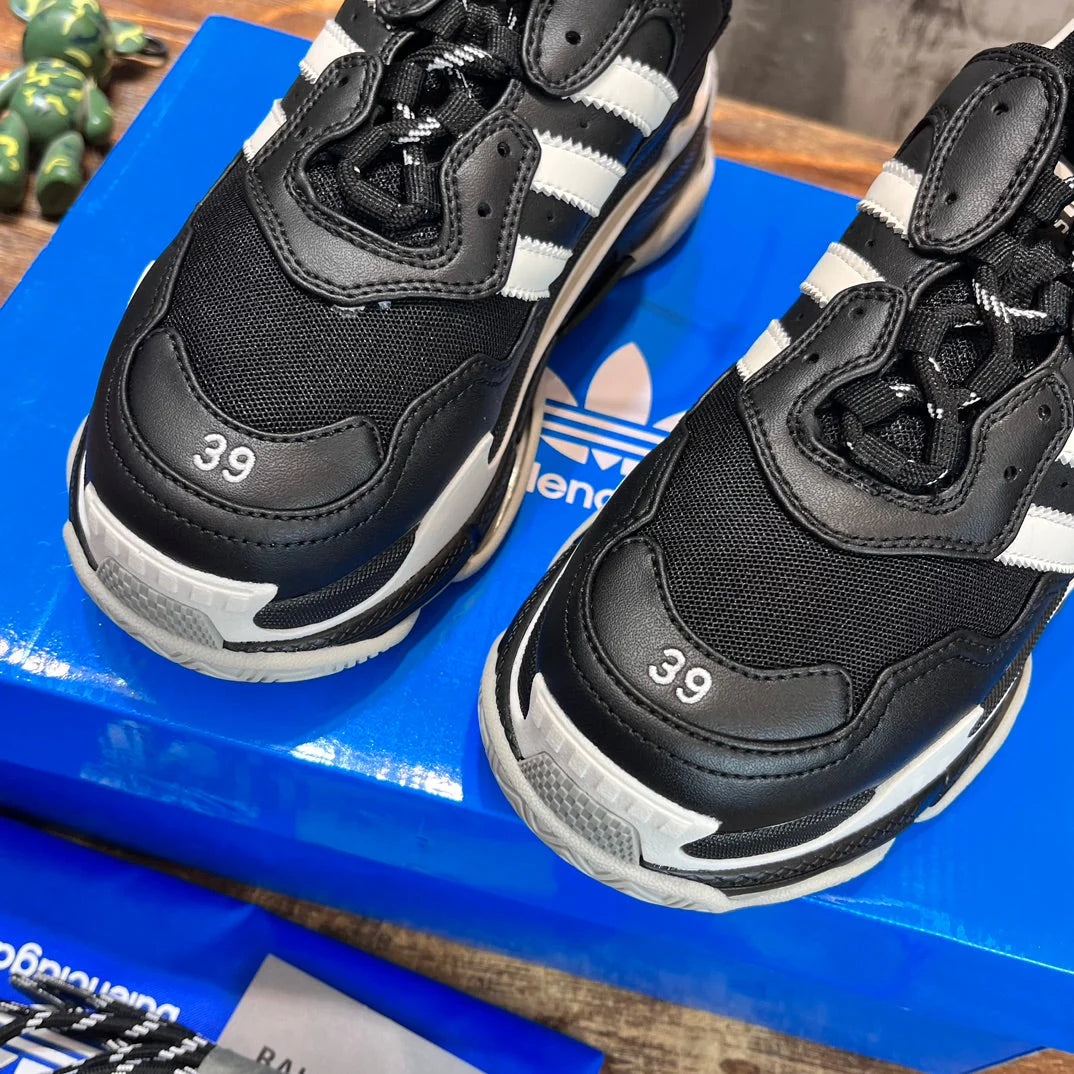 BB SNEAKER