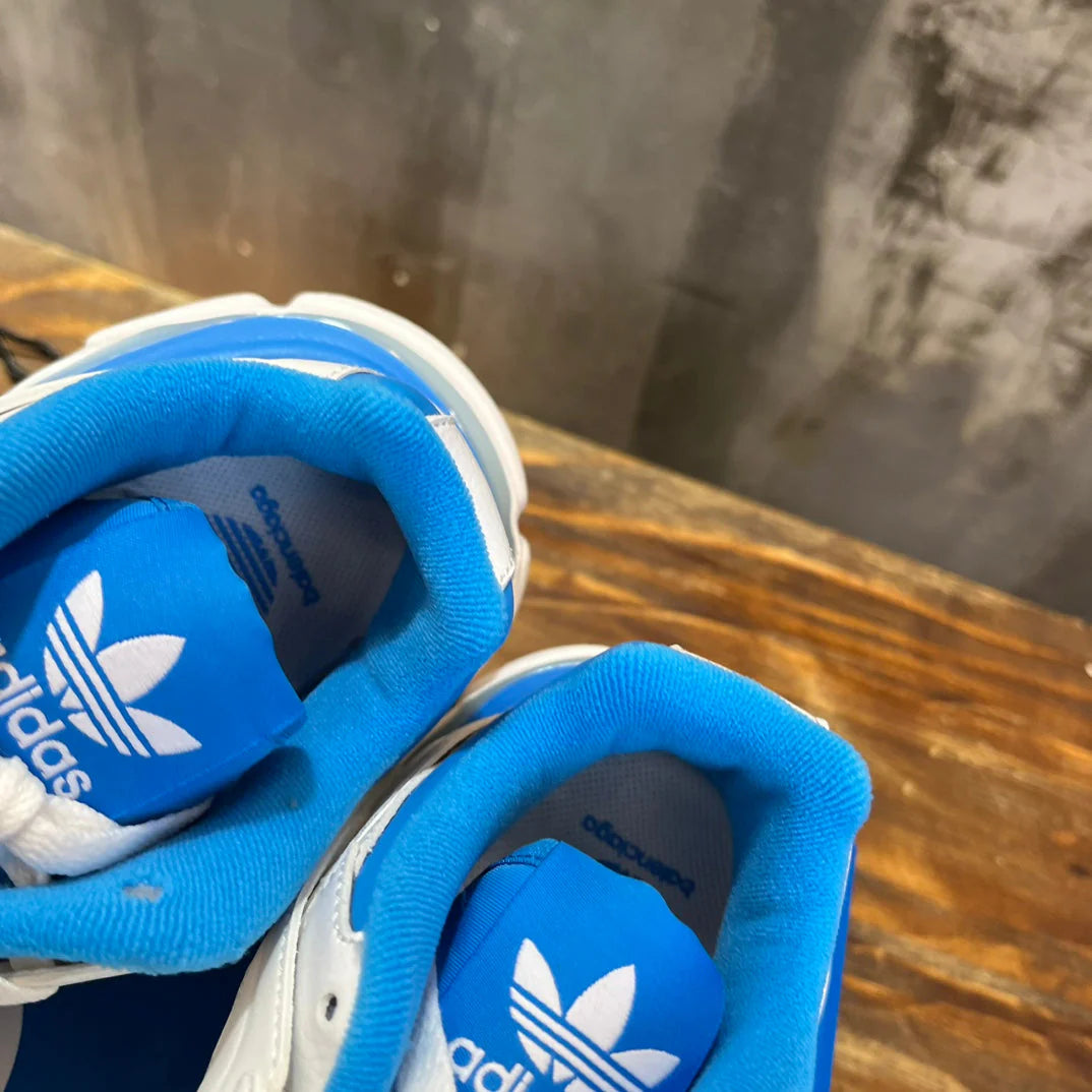 BB SNEAKER