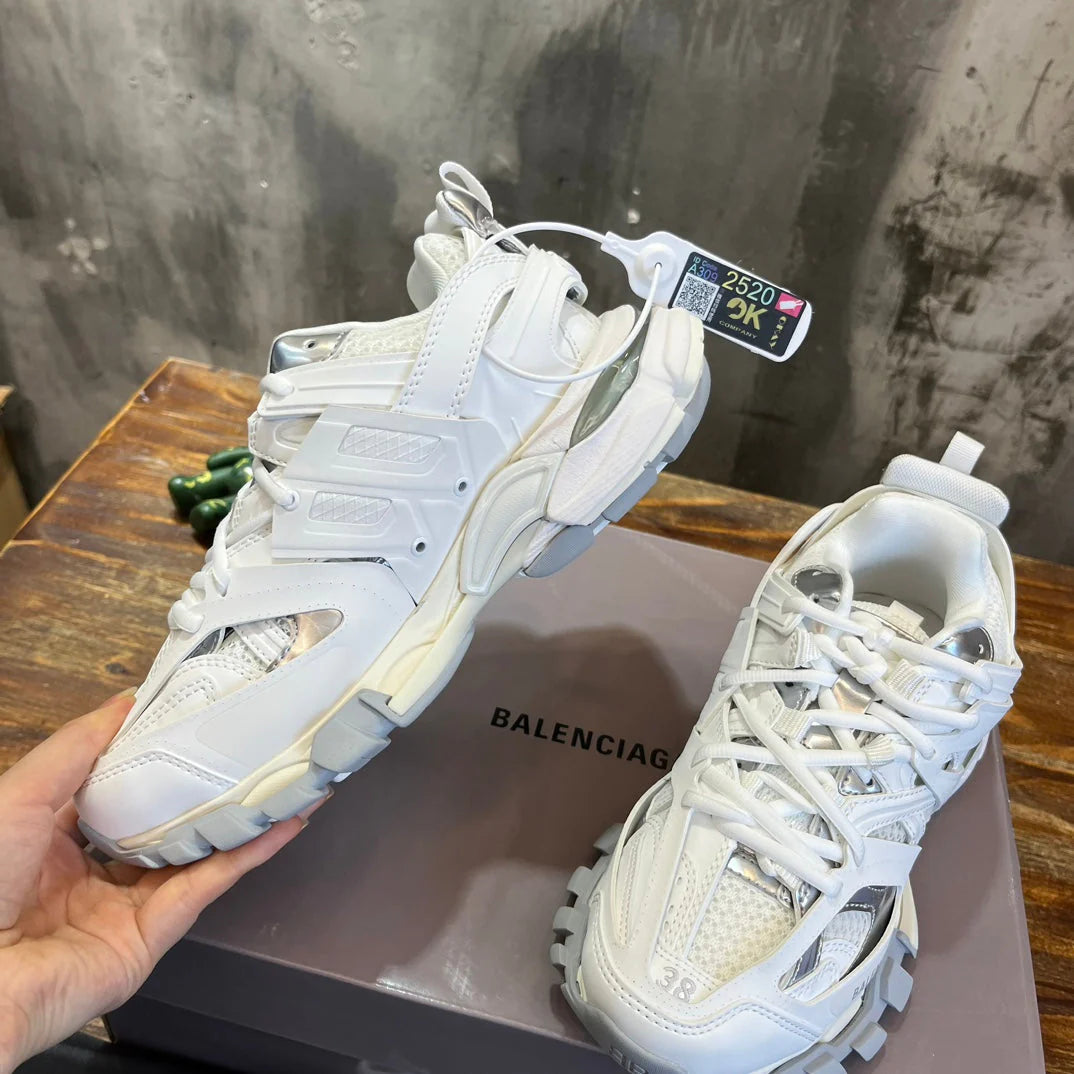 BB SNEAKER