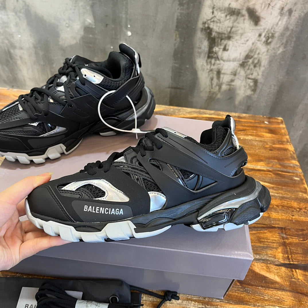 BB SNEAKER