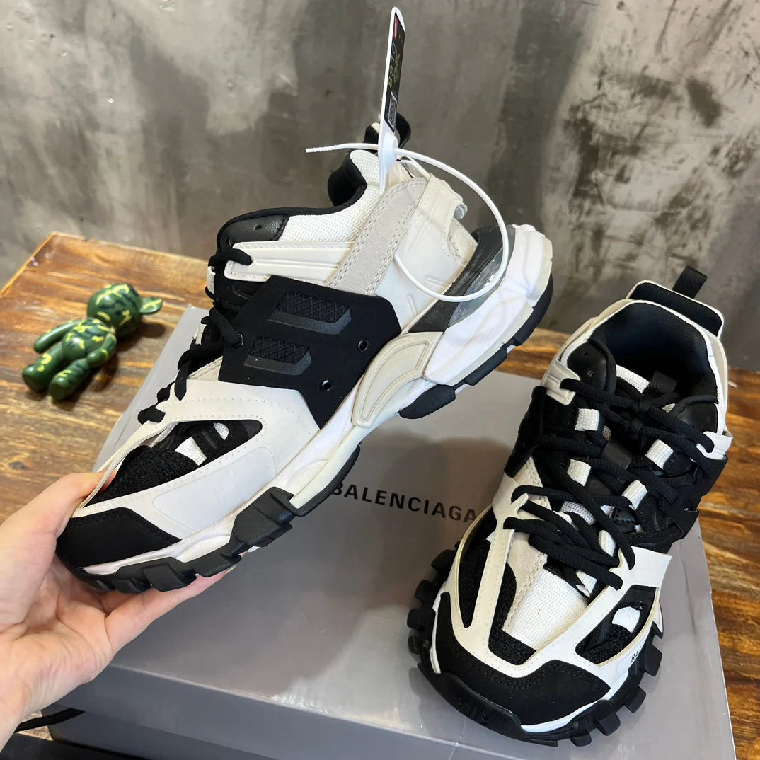 BB SNEAKER