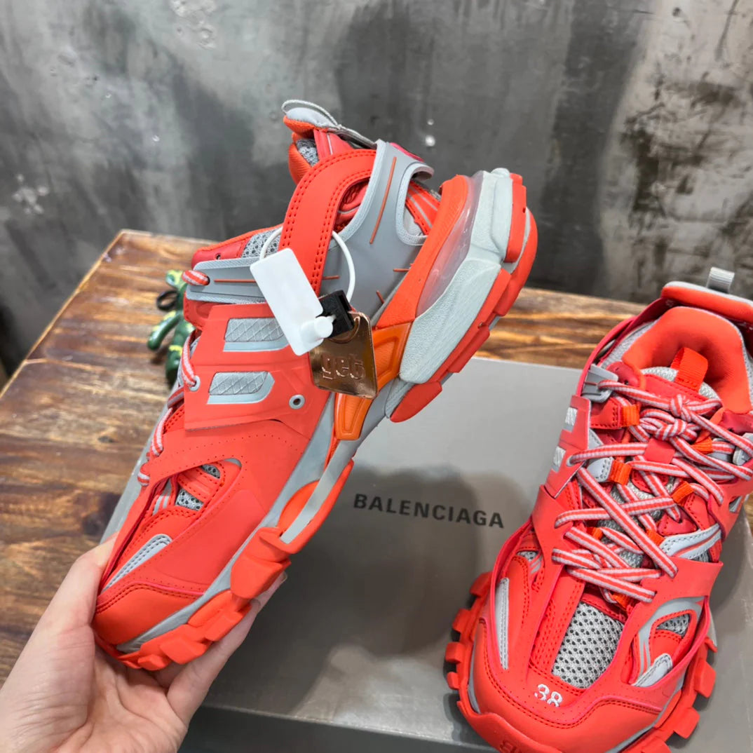 BB SNEAKER
