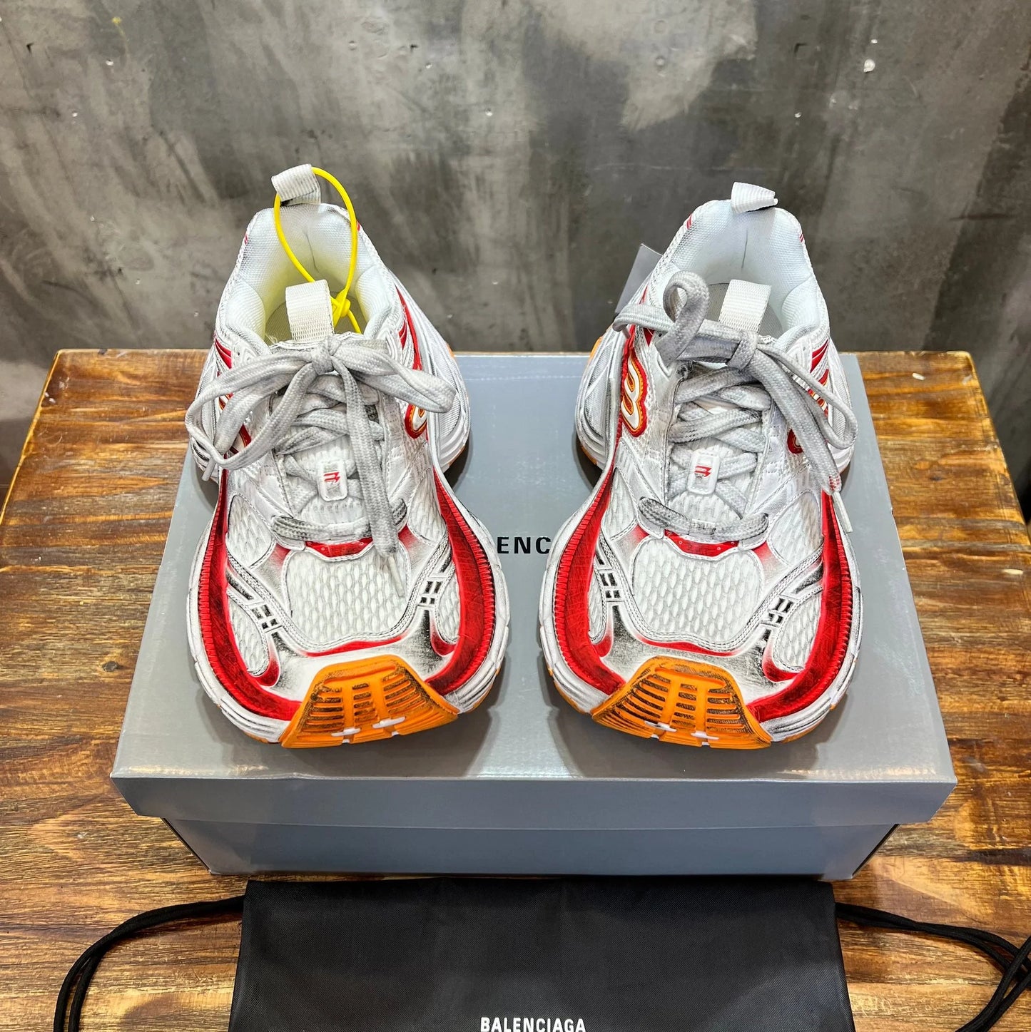 BB SNEAKER
