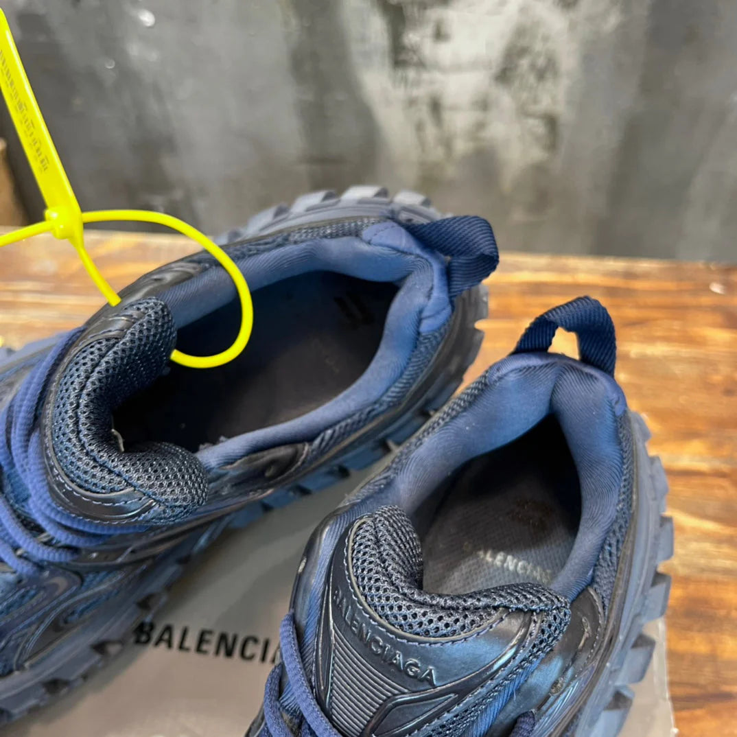 BB SNEAKER