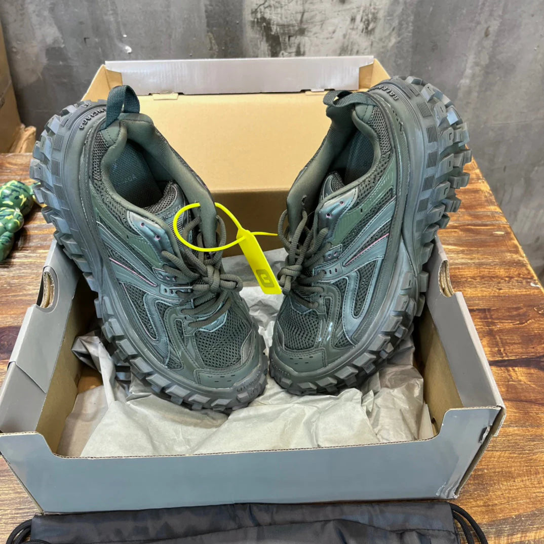 BB SNEAKER