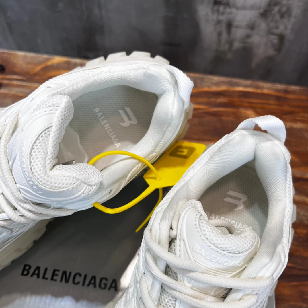 BB SNEAKER