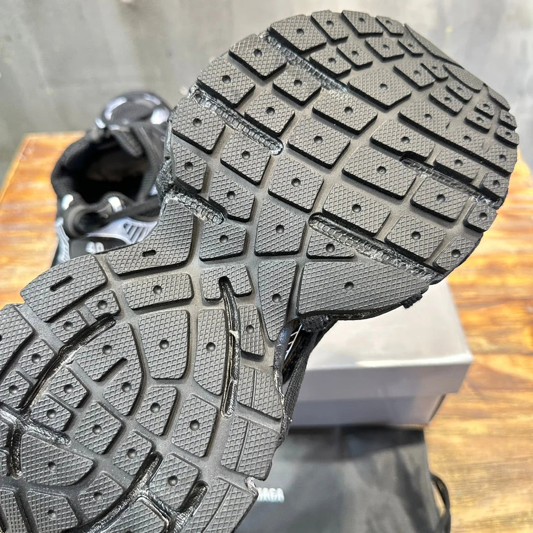 BB SNEAKER