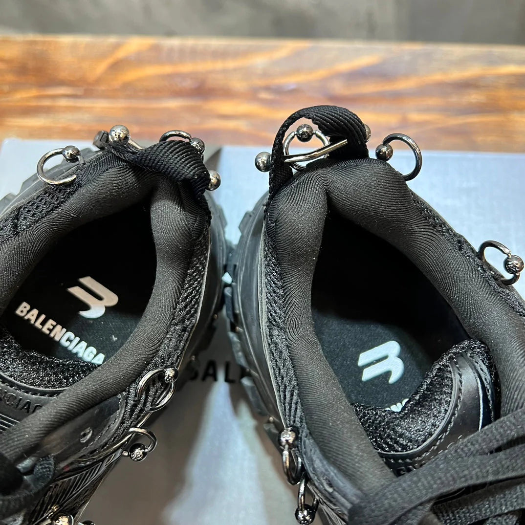 BB SNEAKER