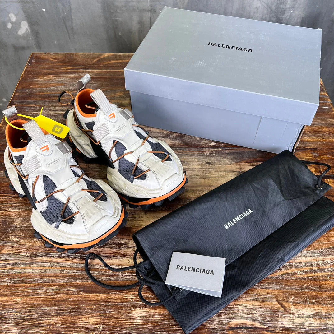 BB SNEAKER