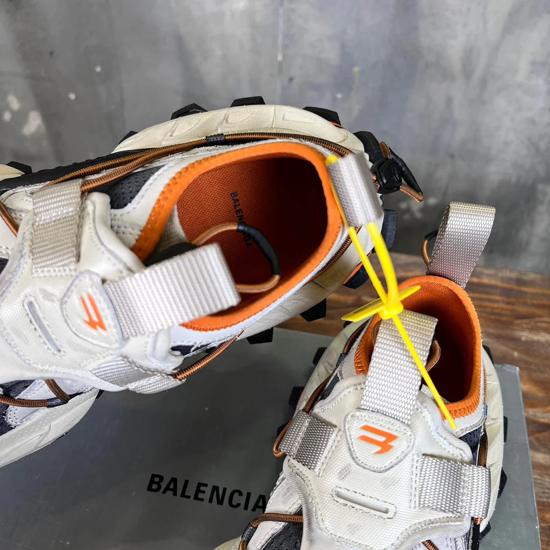 BB SNEAKER