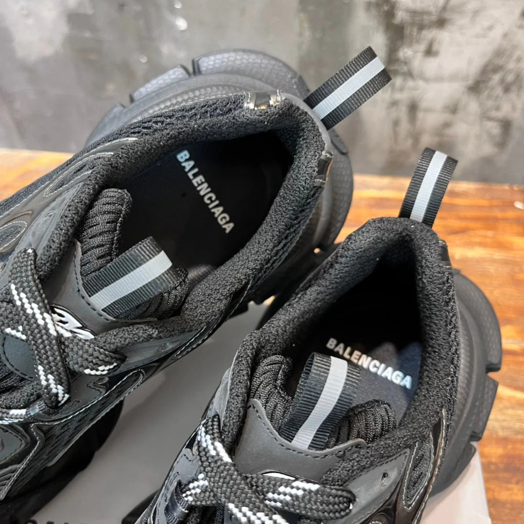 BB SNEAKER