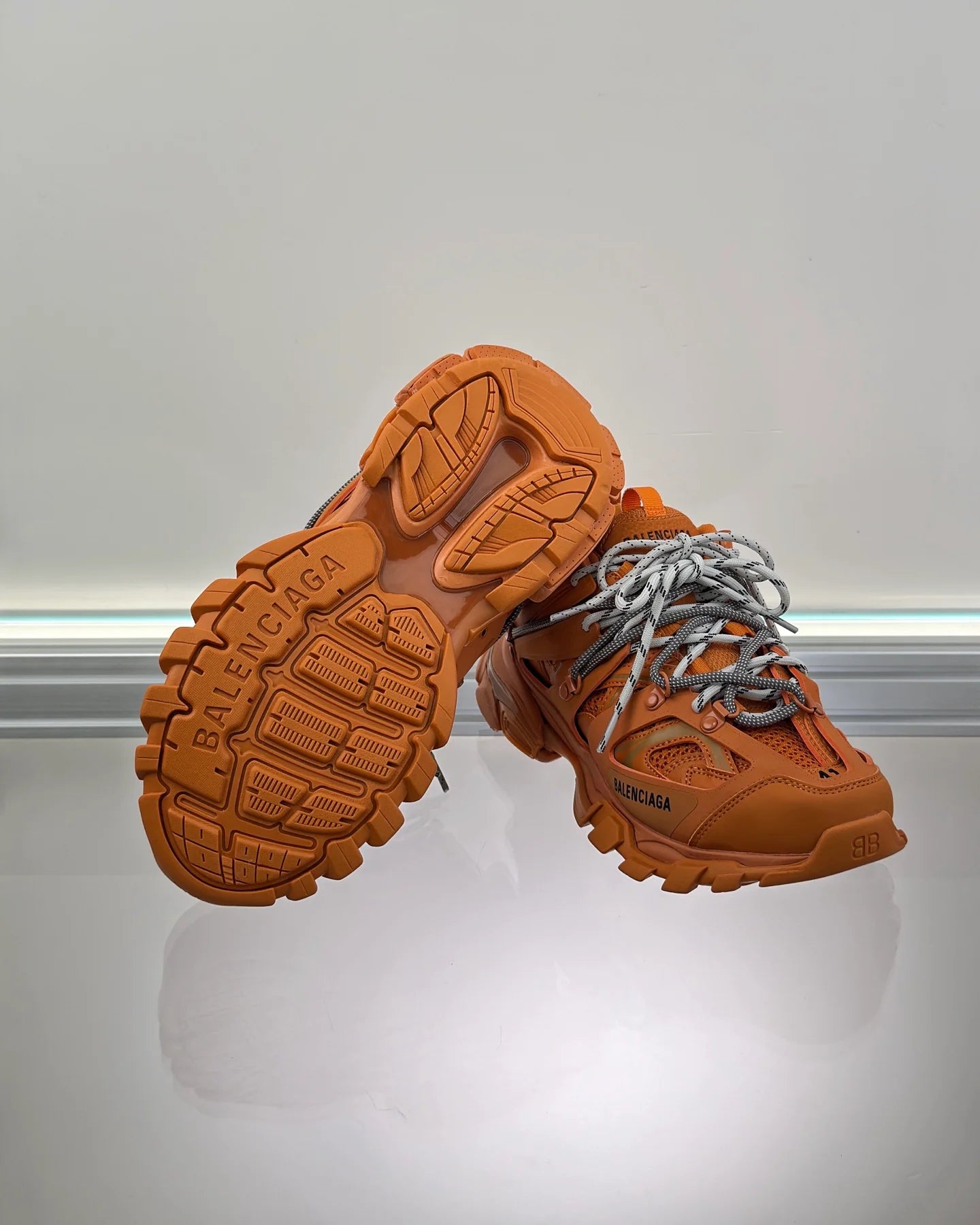 BB SNEAKER
