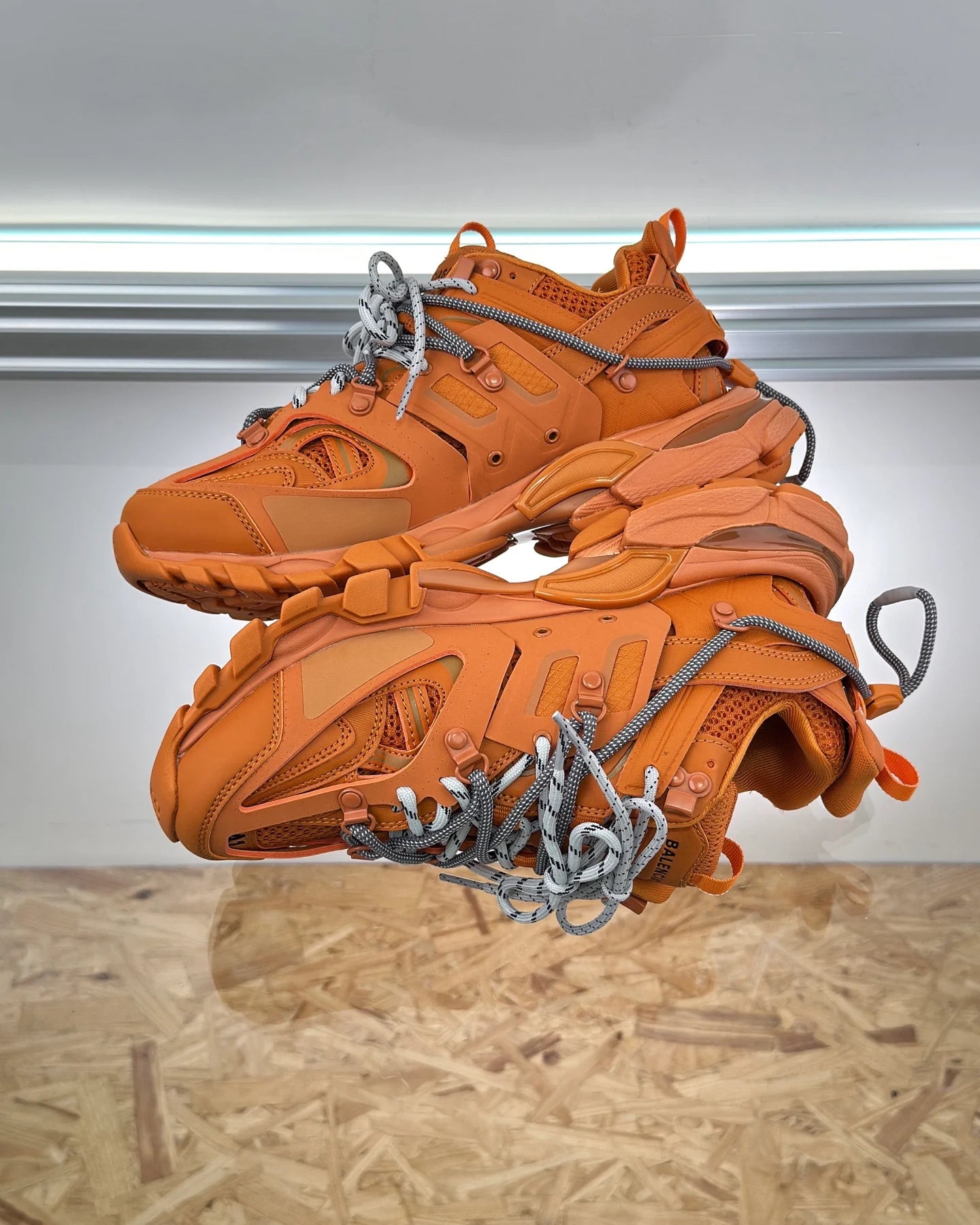 BB SNEAKER