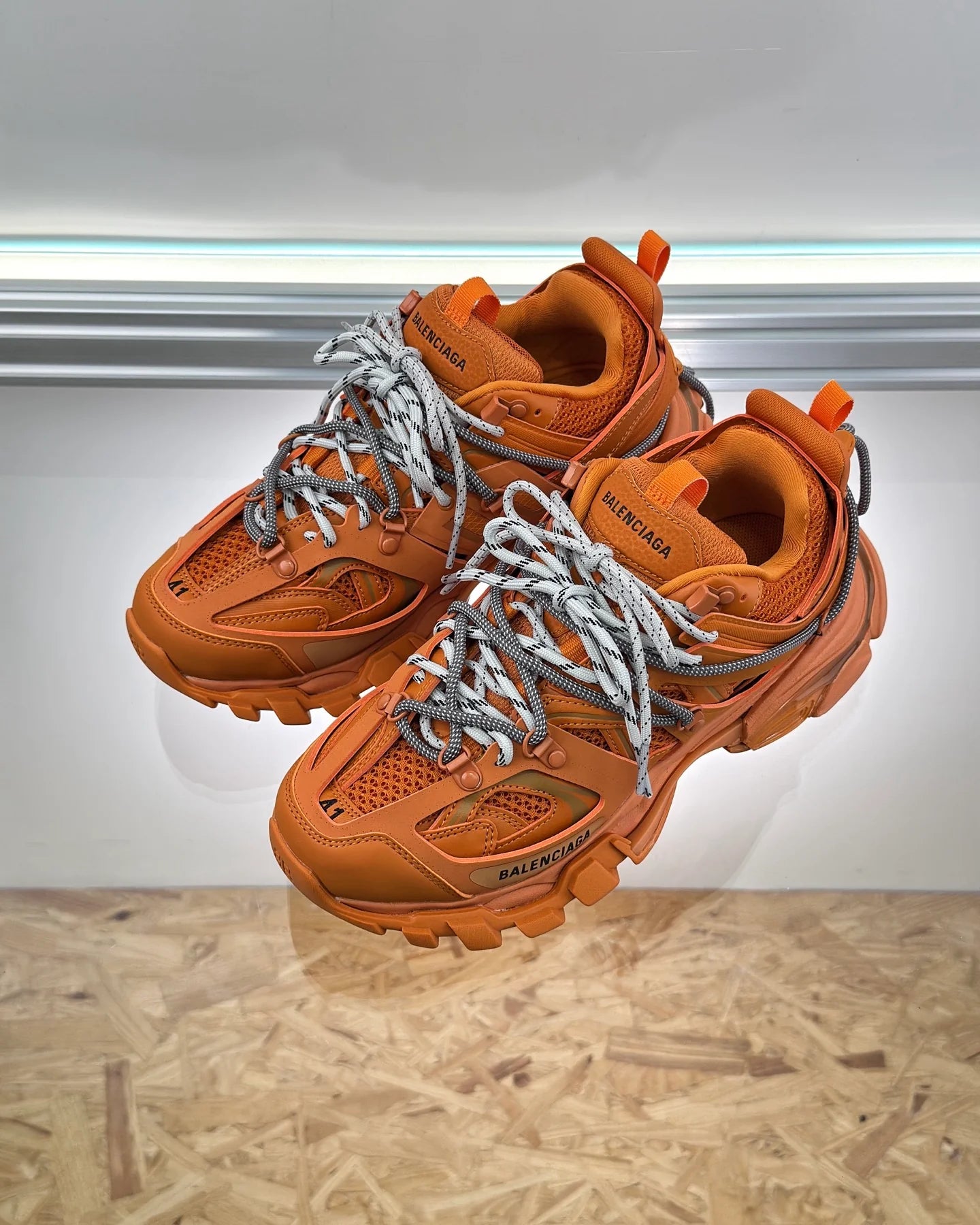 BB SNEAKER