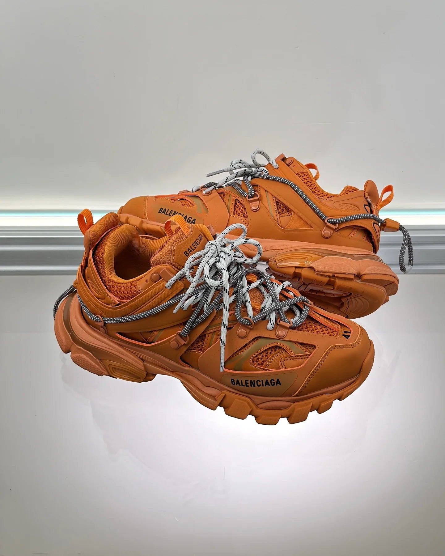 BB SNEAKER