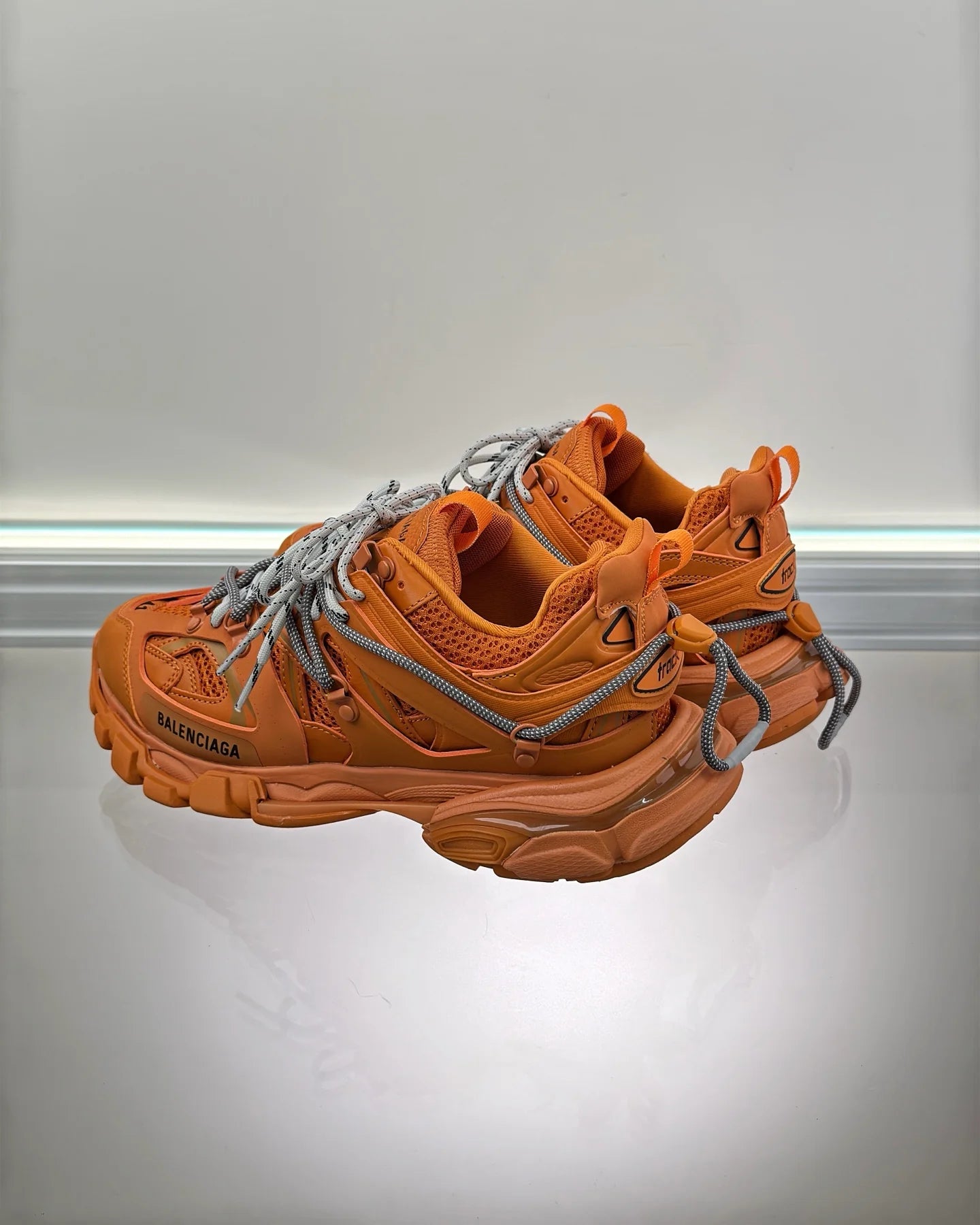 BB SNEAKER