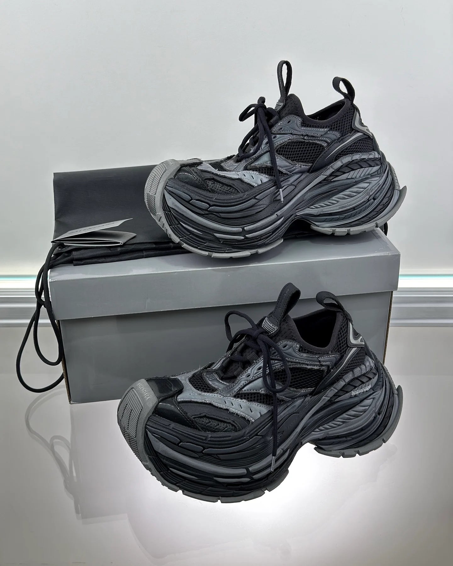 BB SNEAKER