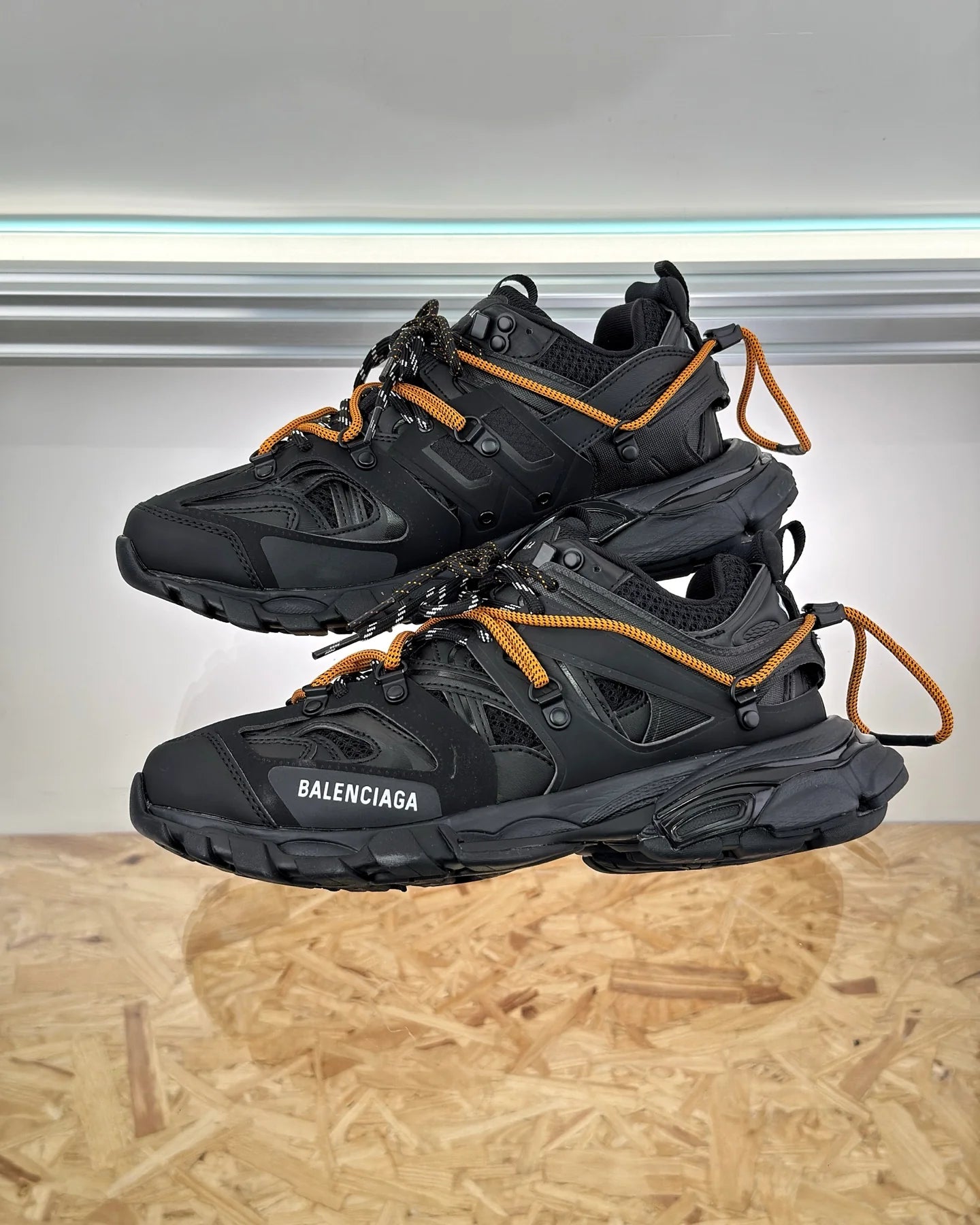BB SNEAKER