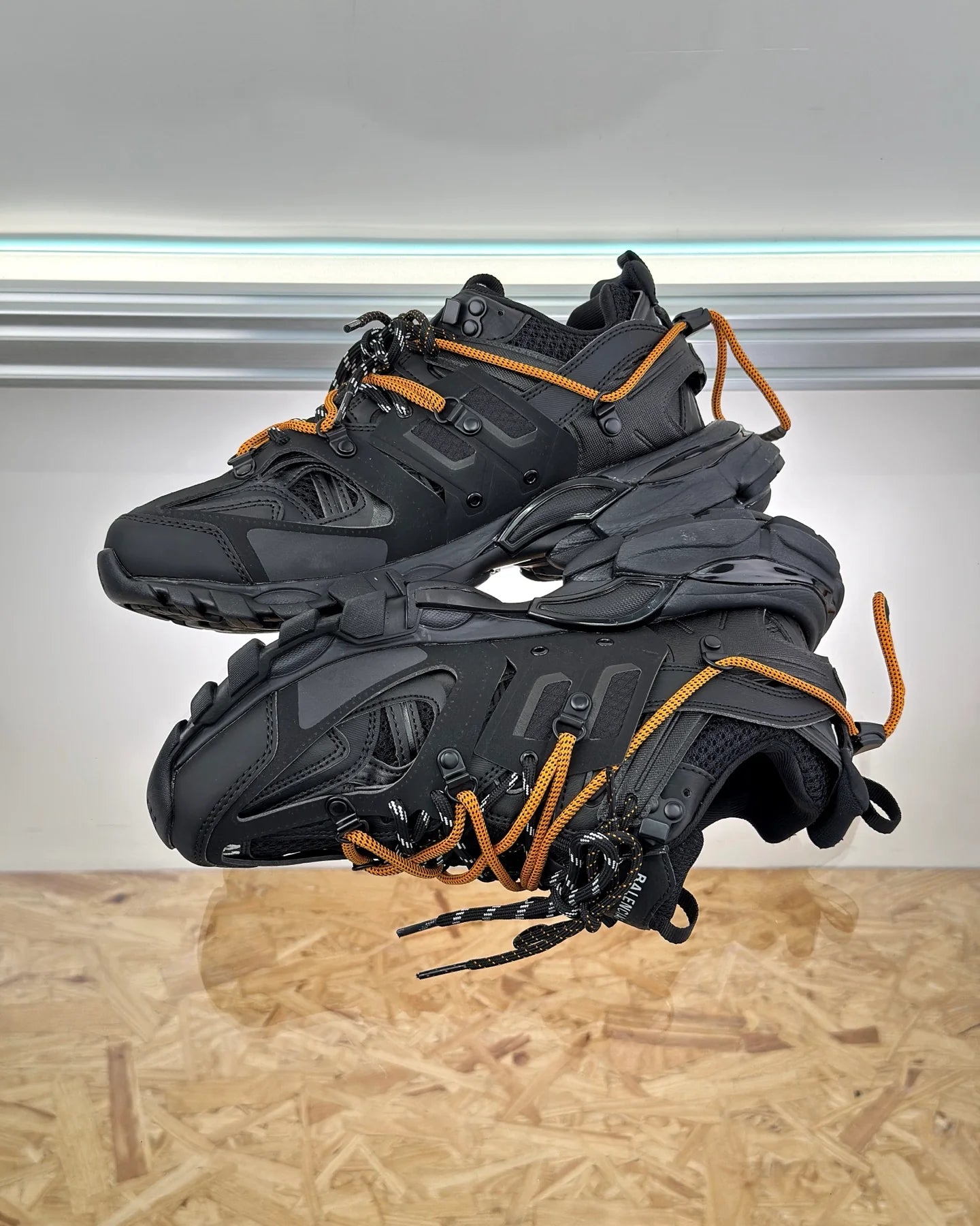 BB SNEAKER