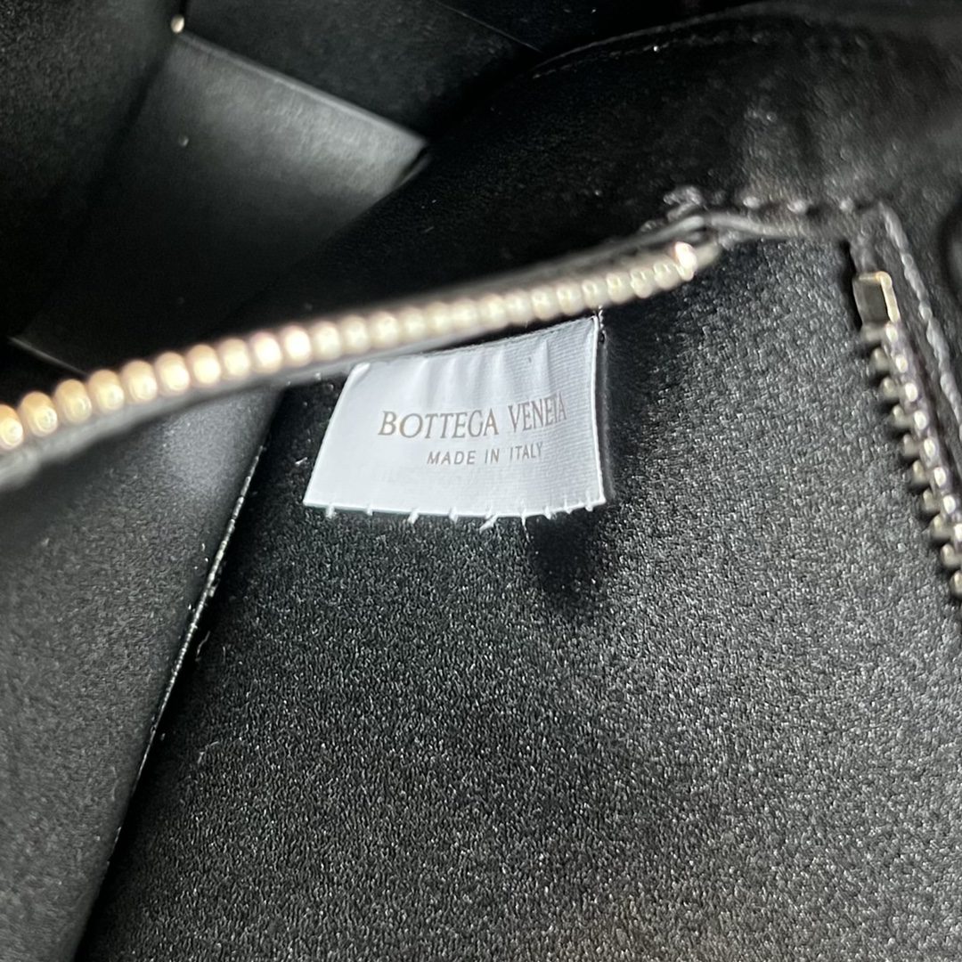 BV BAG