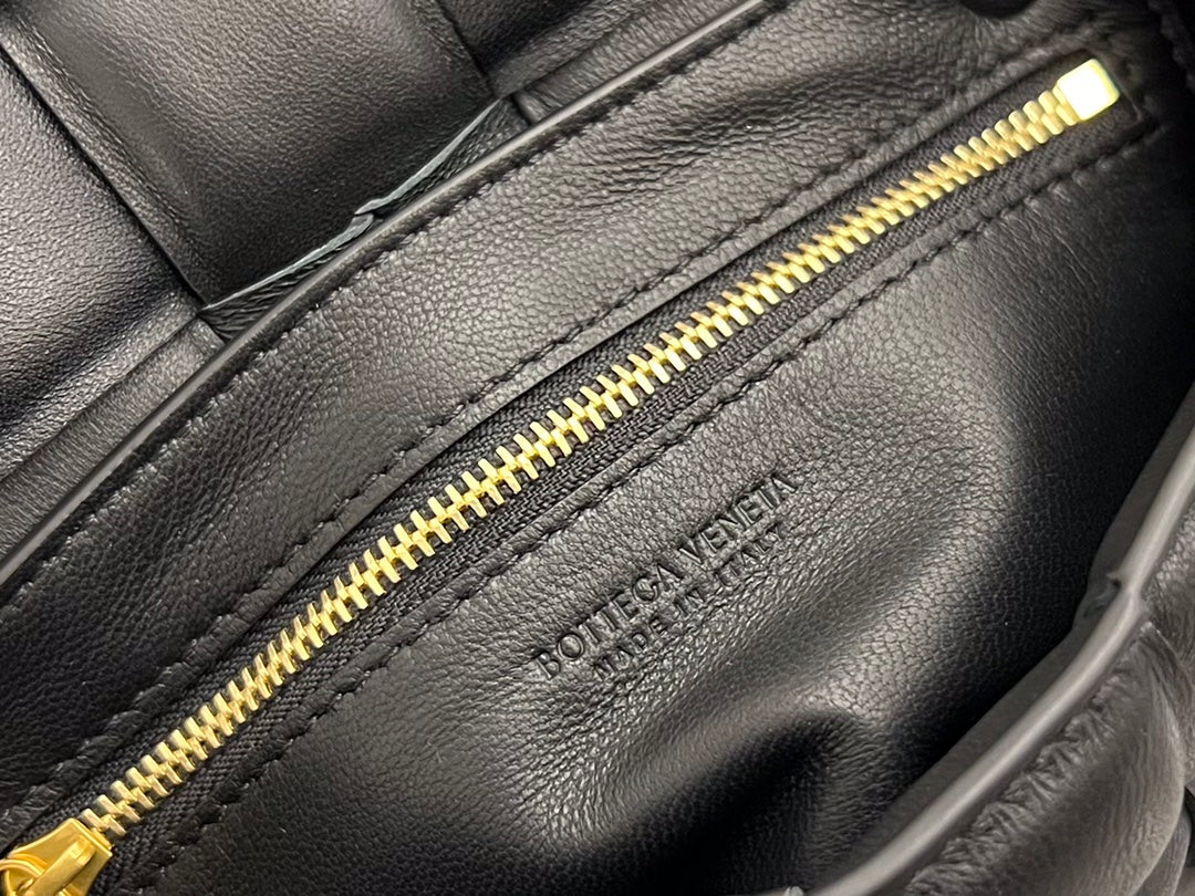 BV BAG