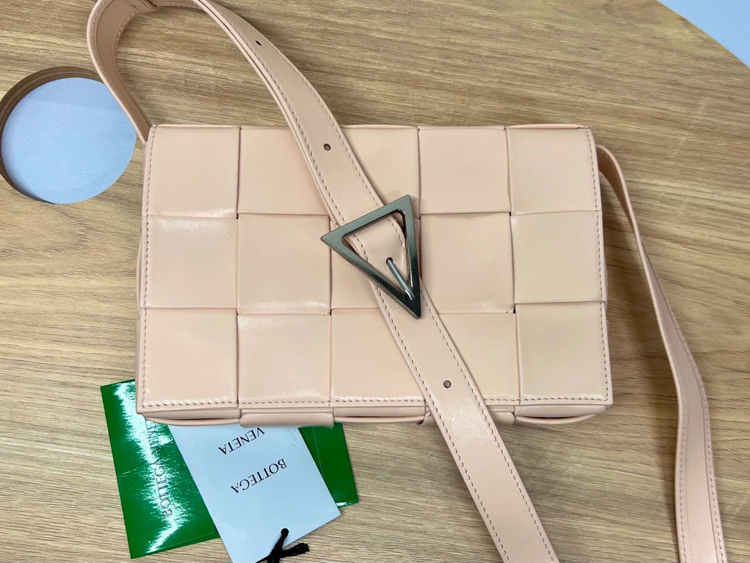 BV BAG