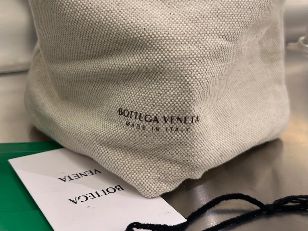 BV BAG