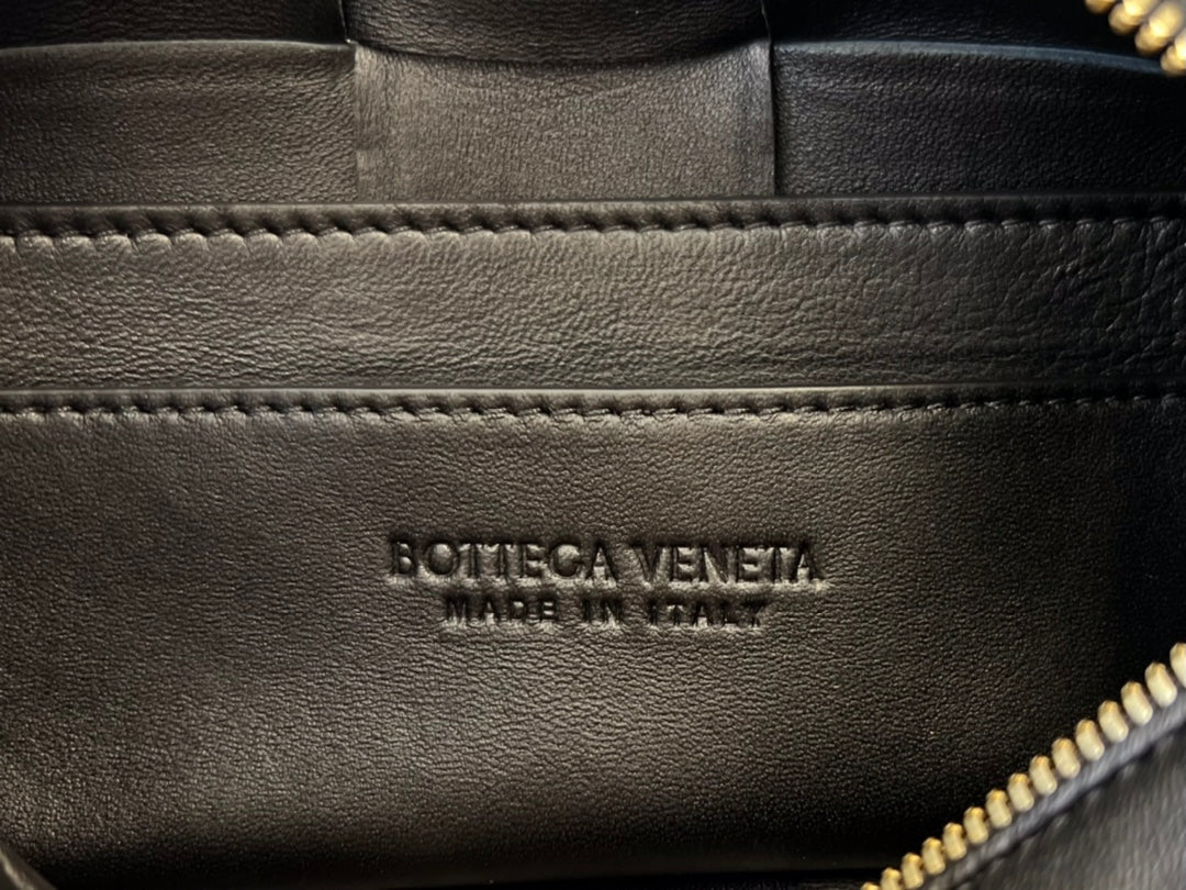 BV BAG