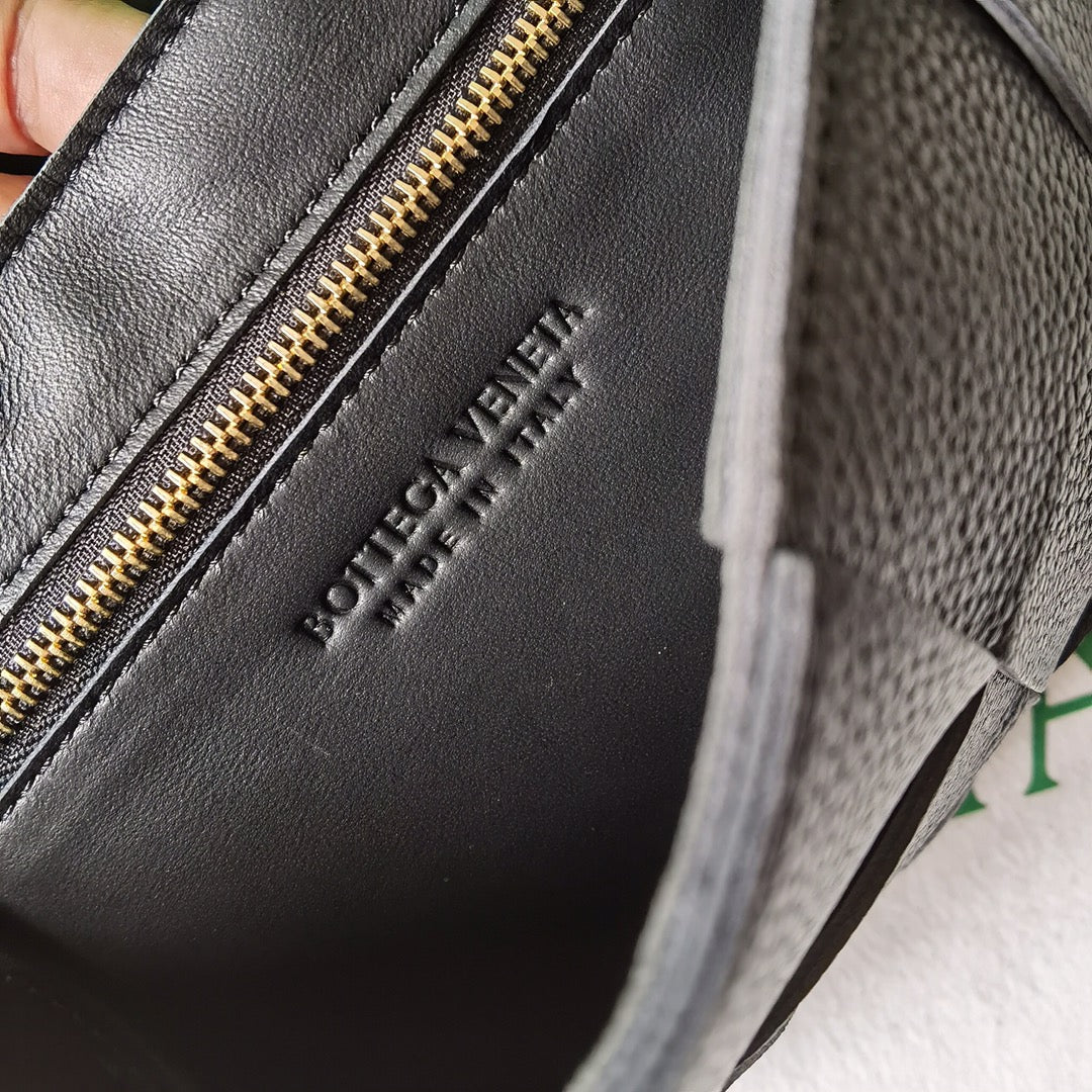 BV BAG